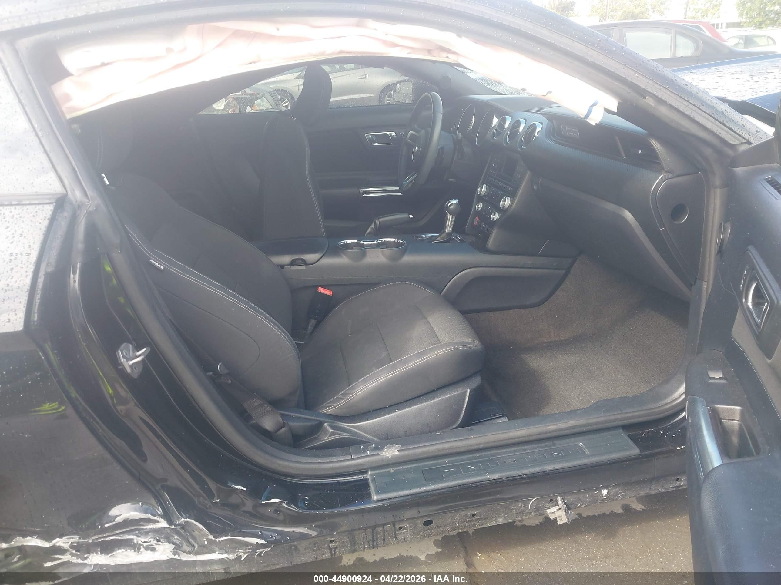 2015 Ford Mustang V6 Black vin: 1FA6P8AM9F5409055