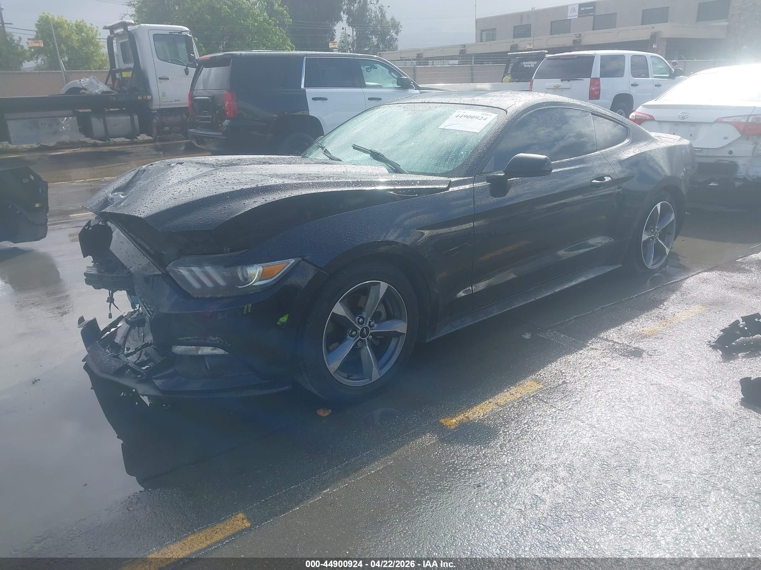 2015 Ford Mustang V6 Black vin: 1FA6P8AM9F5409055