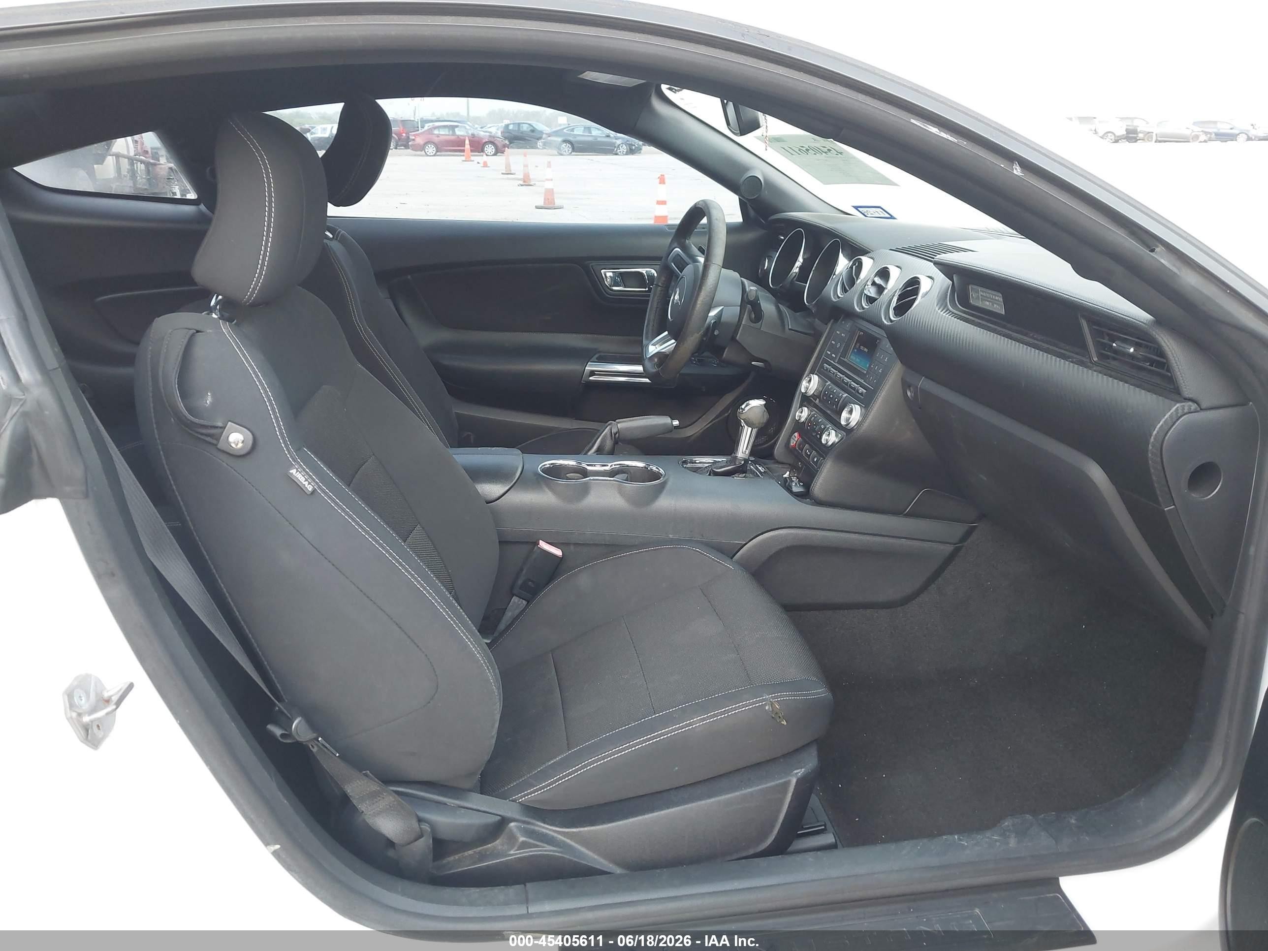 2015 Ford Mustang V6 White vin: 1FA6P8AMXF5322166