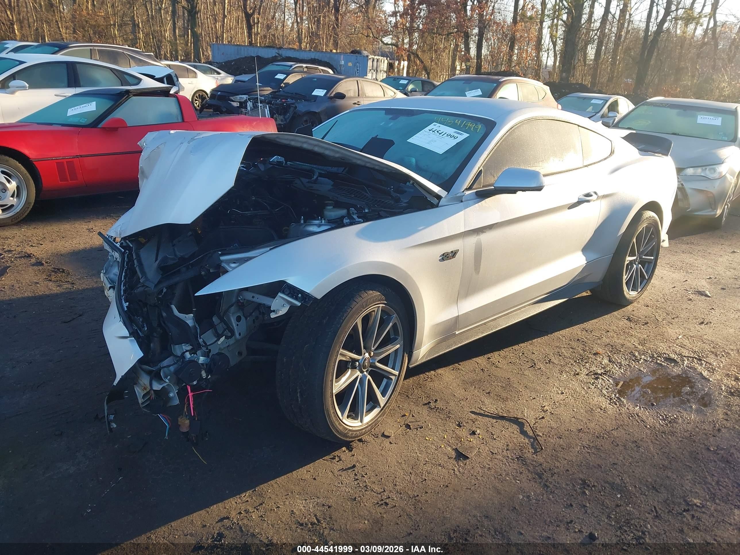 2015 Ford Mustang V6 Silver vin: 1FA6P8AMXF5352512