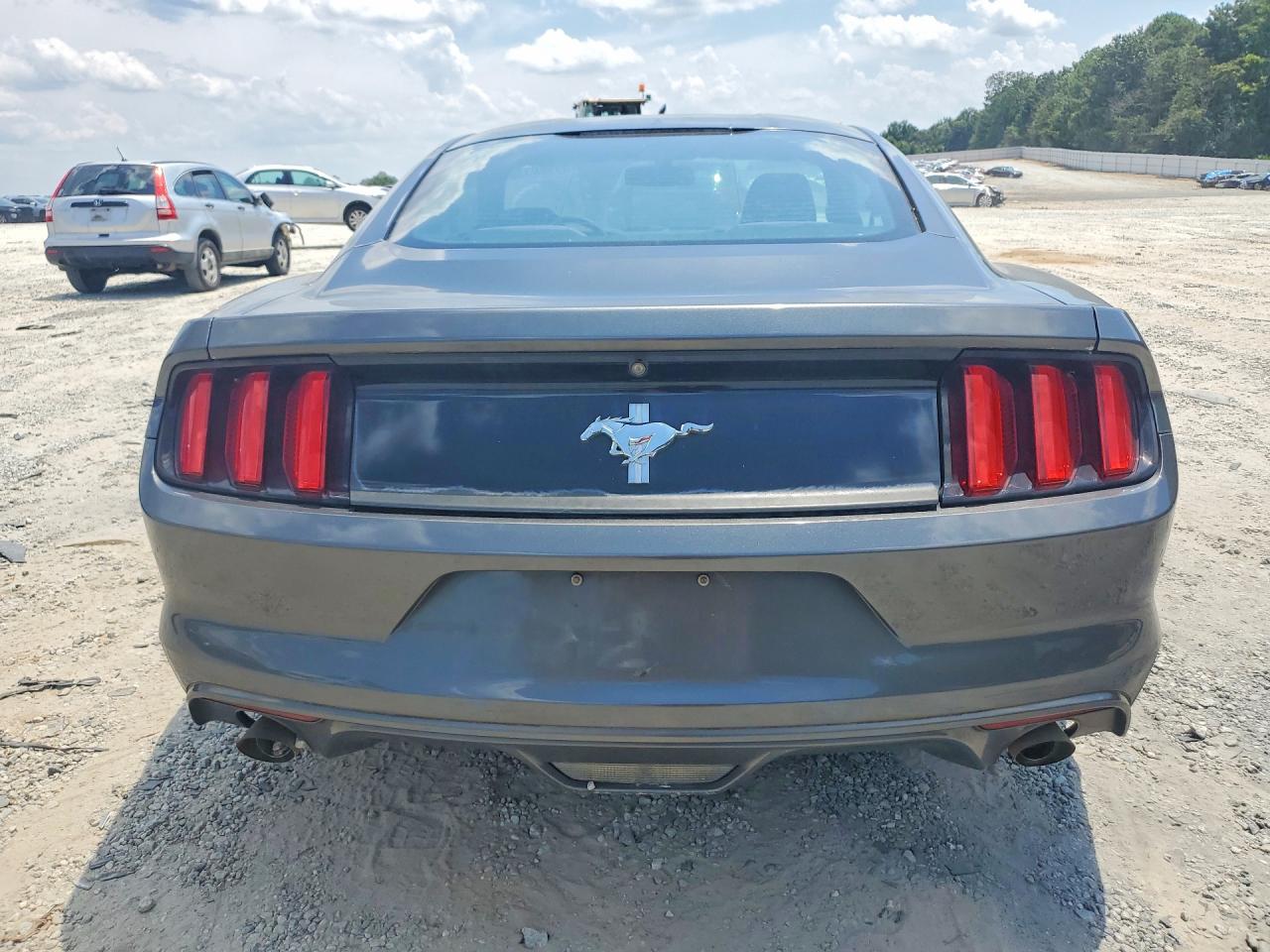 2015 Ford Mustang Black vin: 1FA6P8AMXF5373571