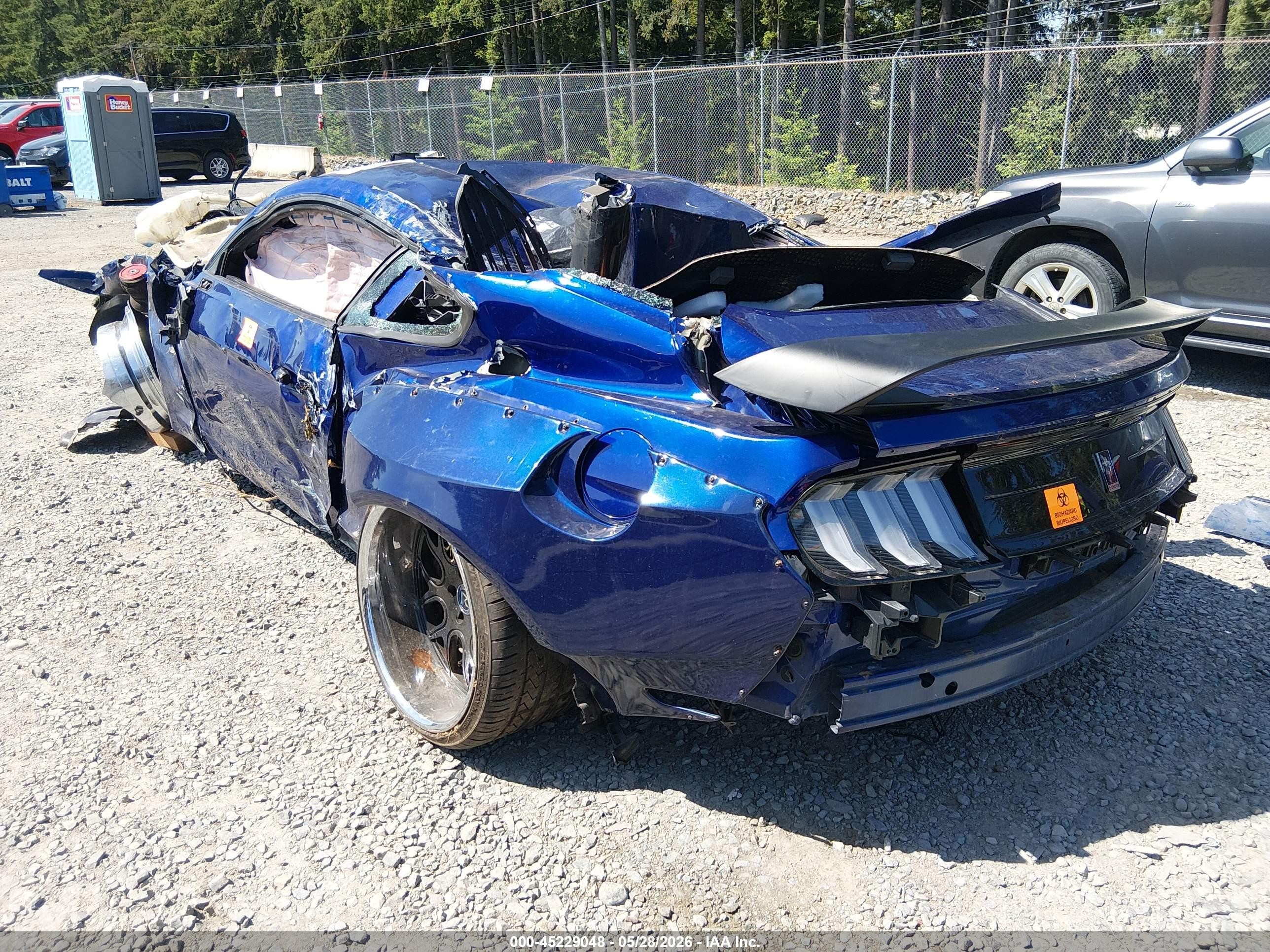 2015 Ford Mustang V6 Blue vin: 1FA6P8AMXF5400140