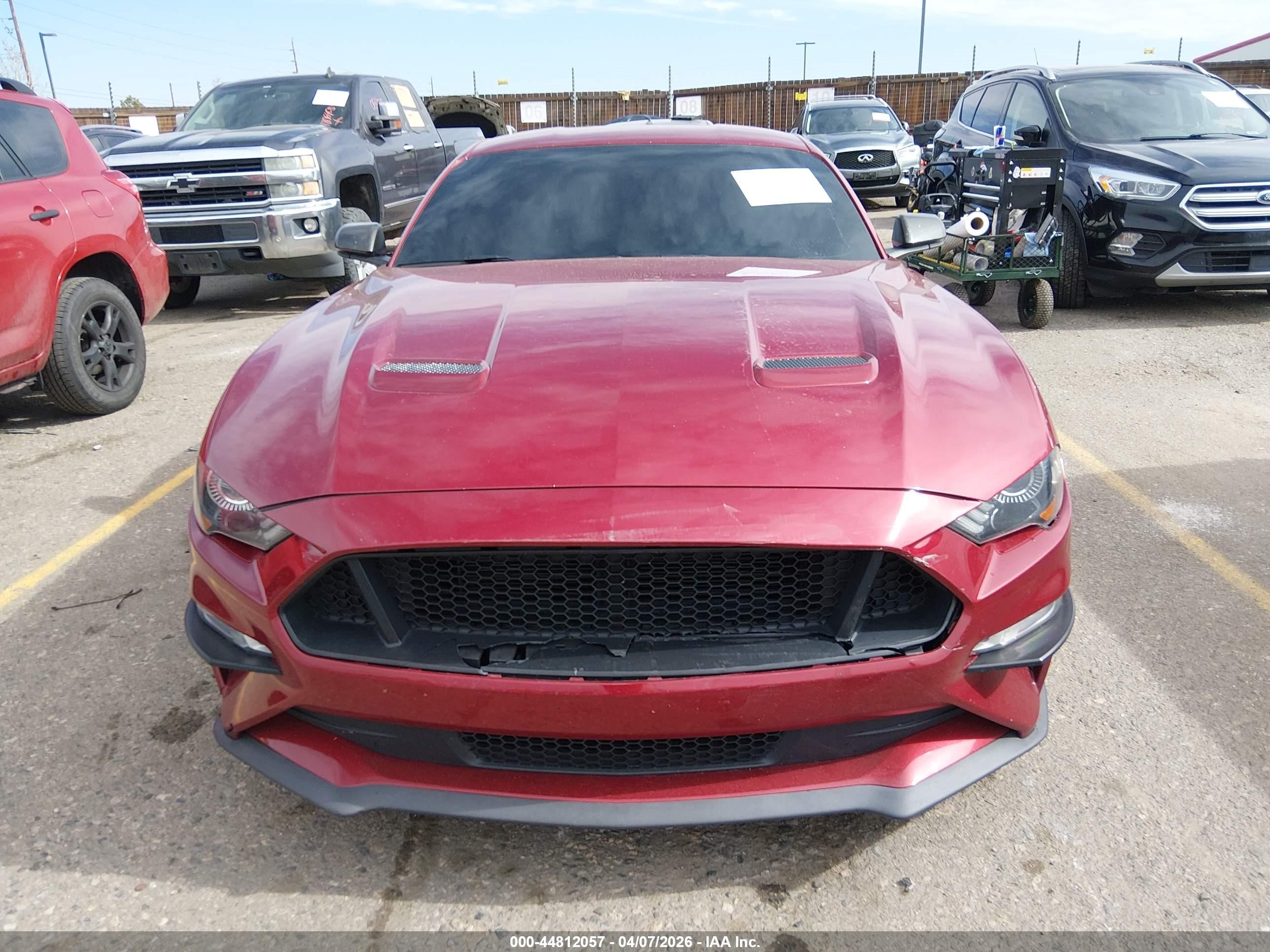 2019 Ford Mustang Gt Premium Red vin: 1FA6P8CF0K5185960