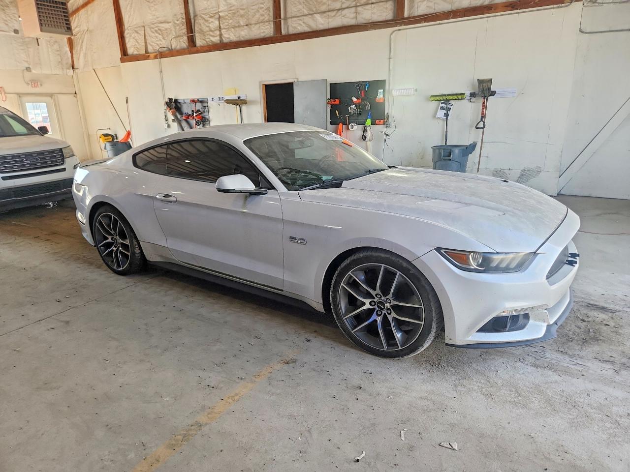 2017 Ford Mustang Gt Белый vin: 1FA6P8CF1H5212740