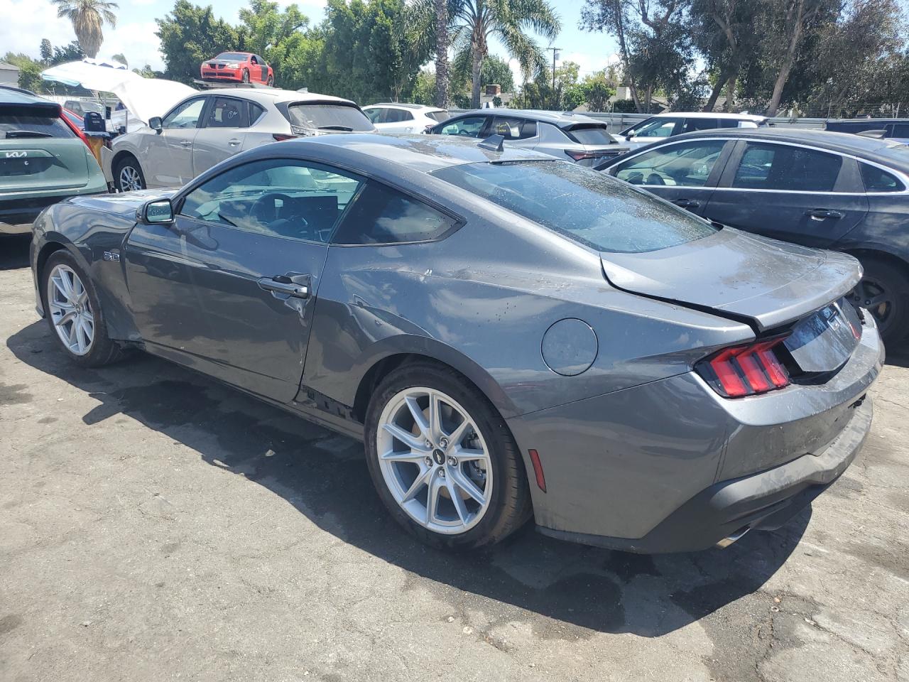 2026 Ford Mustang Gt Gray vin: 1FA6P8CF1T5407729 Damage: Left Front Door, Dent(S) W/ Paint Dmg, 5 To 6 Inches