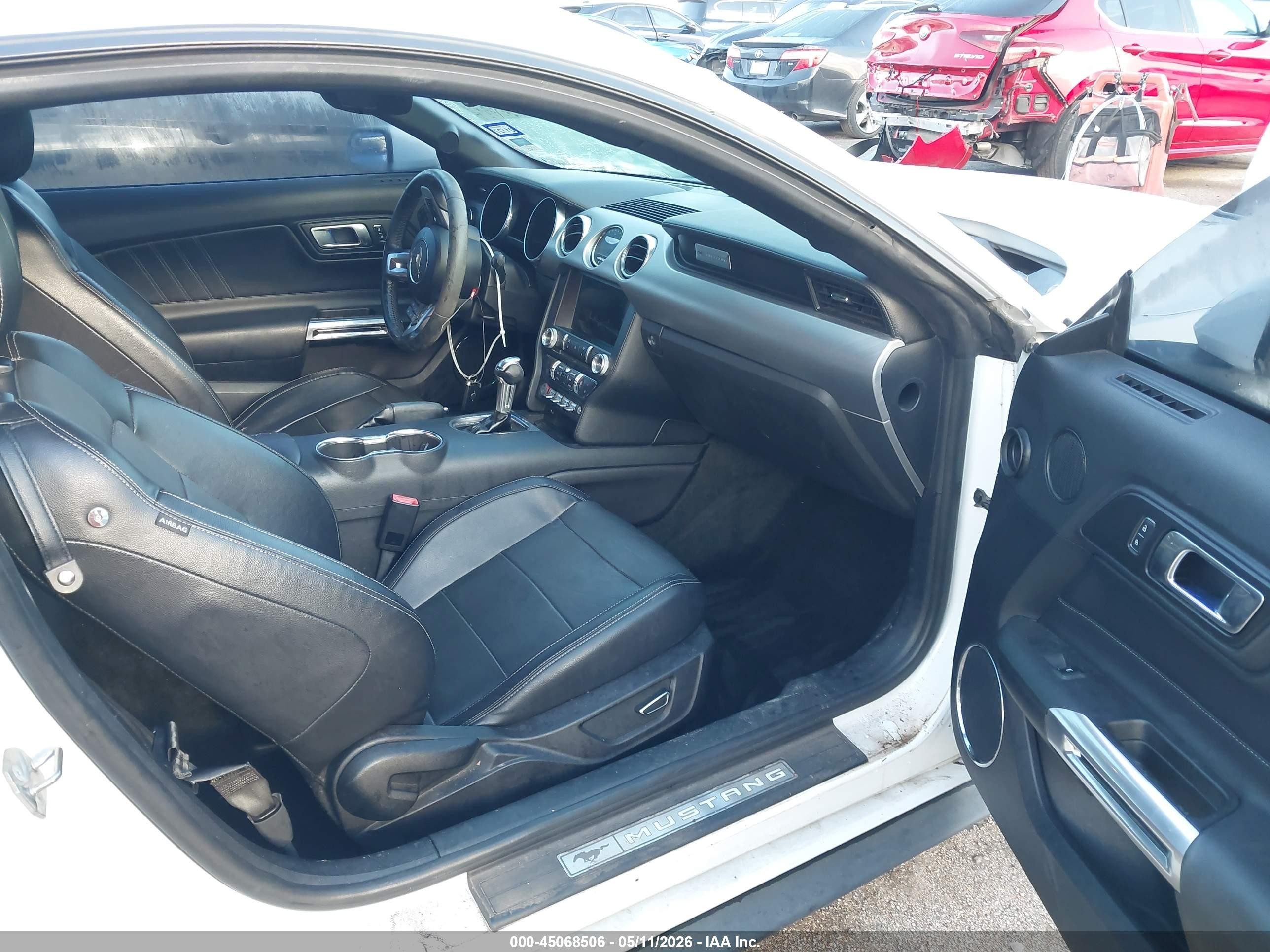 2018 Ford Mustang Gt Premium White vin: 1FA6P8CF2J5136340