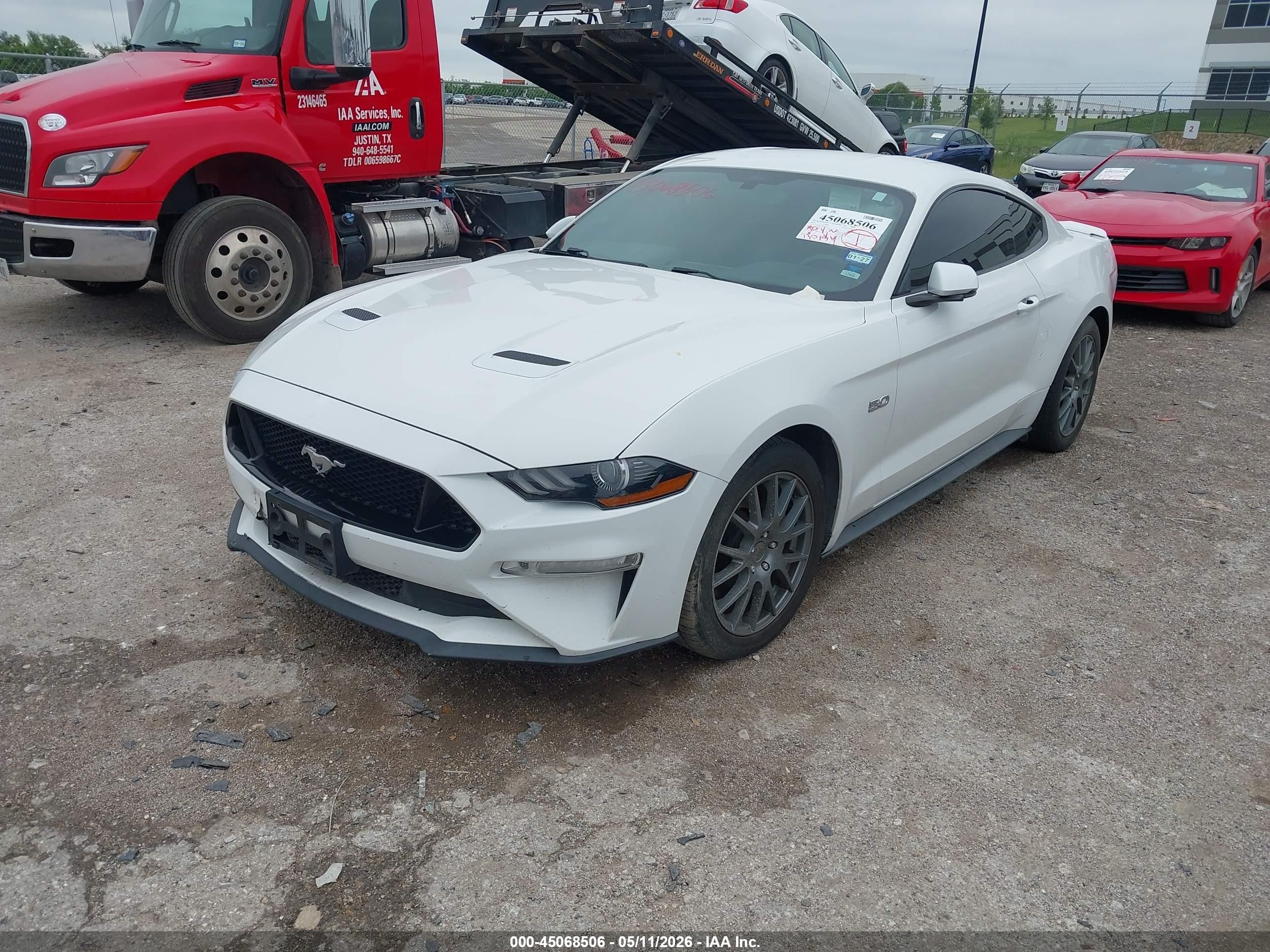 2018 Ford Mustang Gt Premium White vin: 1FA6P8CF2J5136340