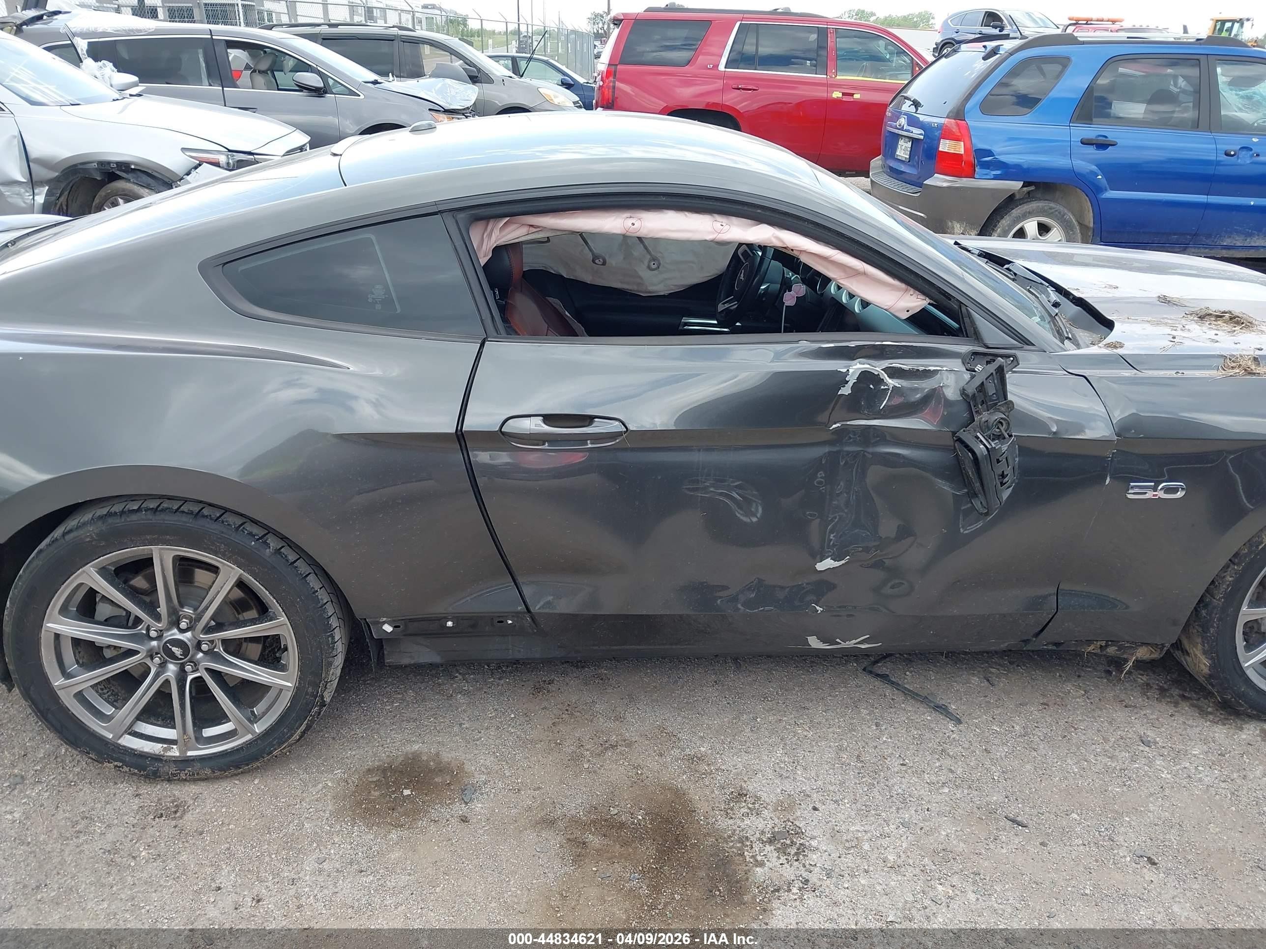 2015 Ford Mustang Gt Premium Серый vin: 1FA6P8CF3F5384927