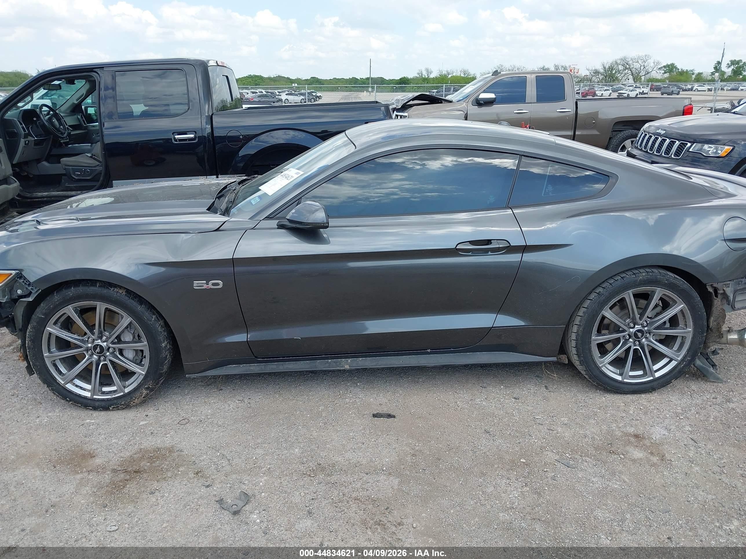 2015 Ford Mustang Gt Premium Серый vin: 1FA6P8CF3F5384927