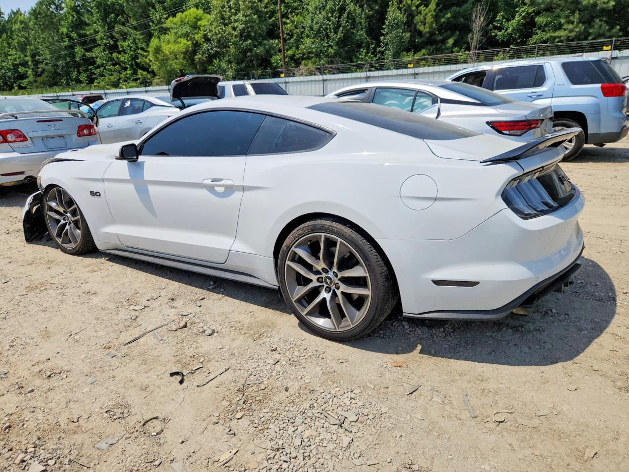 2015 Ford Mustang Gt White vin: 1FA6P8CF3F5424455