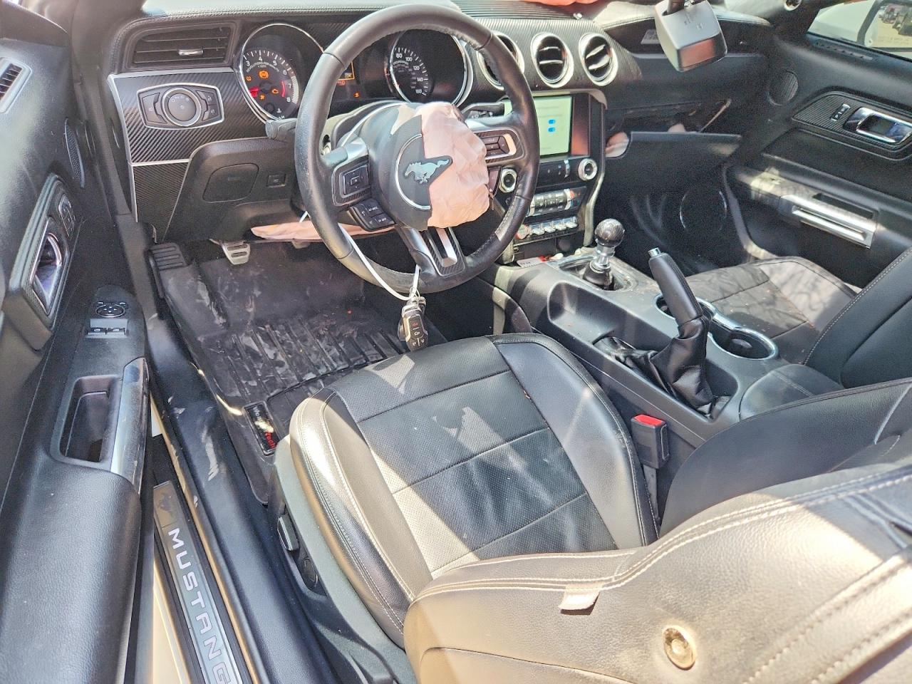 2015 Ford Mustang Gt White vin: 1FA6P8CF3F5424455