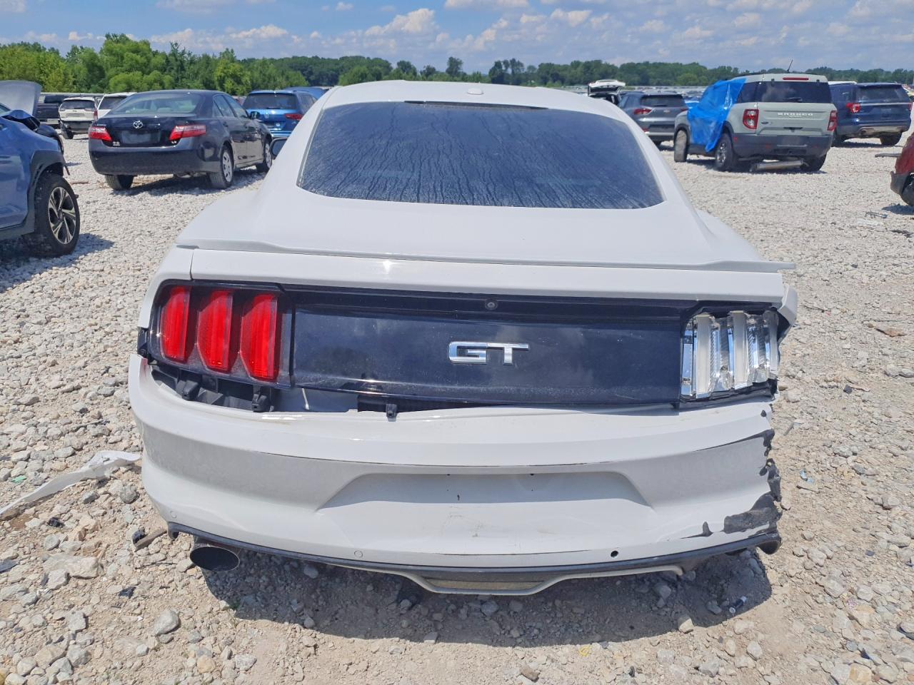 2015 Ford Mustang Gt White vin: 1FA6P8CF4F5320881