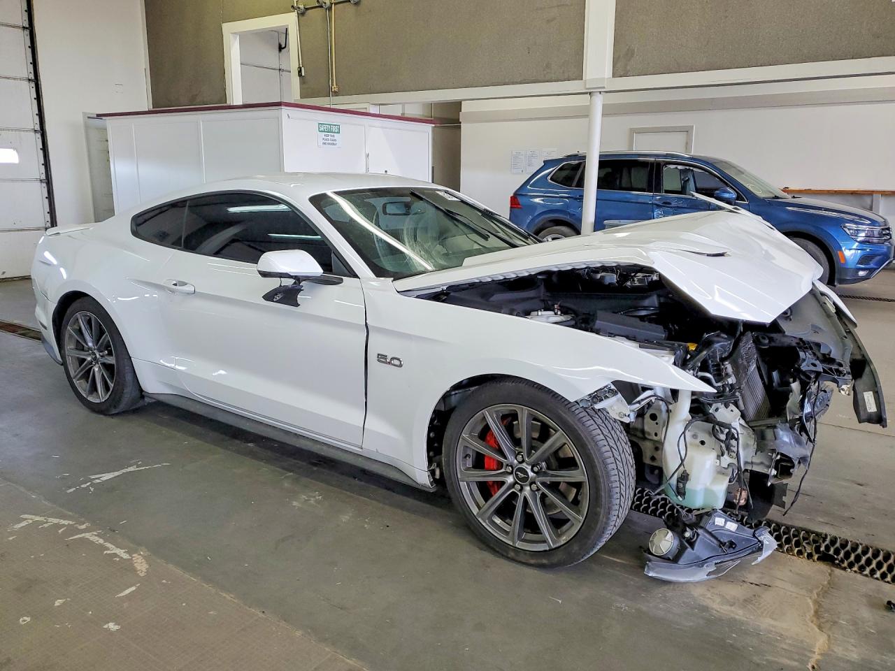 2015 Ford Mustang Gt White vin: 1FA6P8CF4F5341312