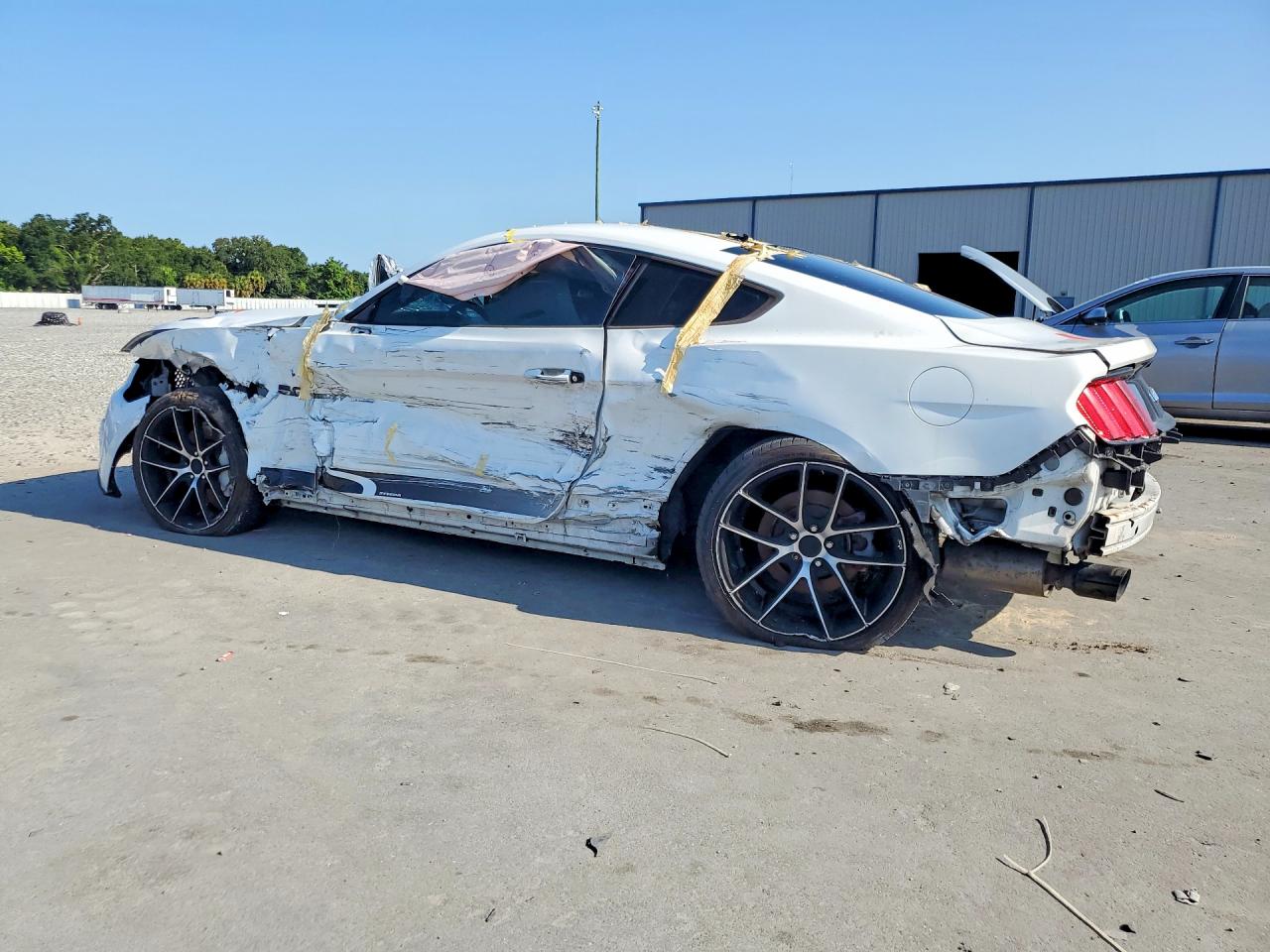 2015 Ford Mustang Gt White vin: 1FA6P8CF4F5417420