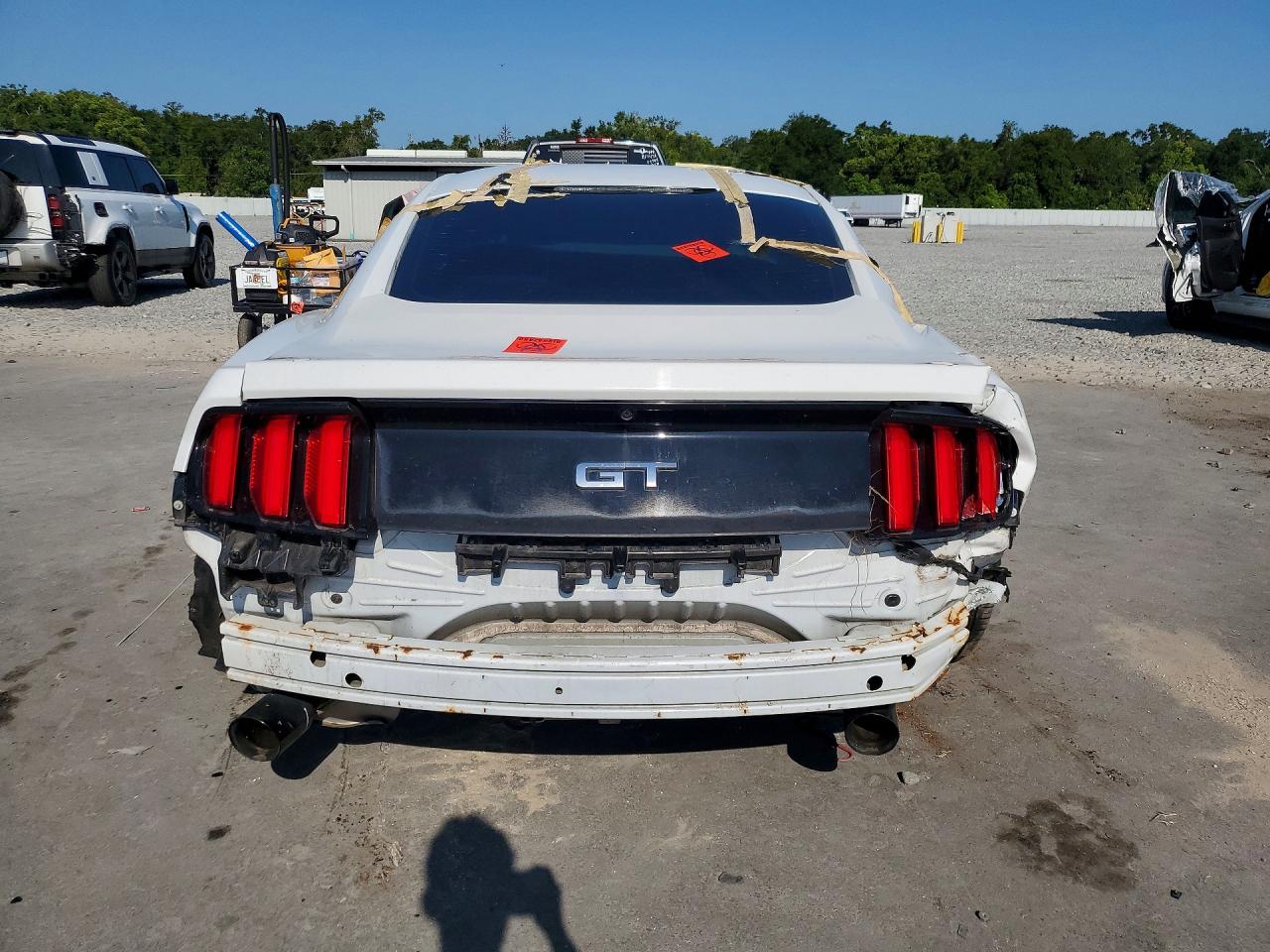 2015 Ford Mustang Gt White vin: 1FA6P8CF4F5417420