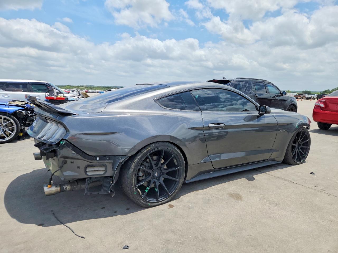 2017 Ford Mustang Gt Угольный vin: 1FA6P8CF4H5237096