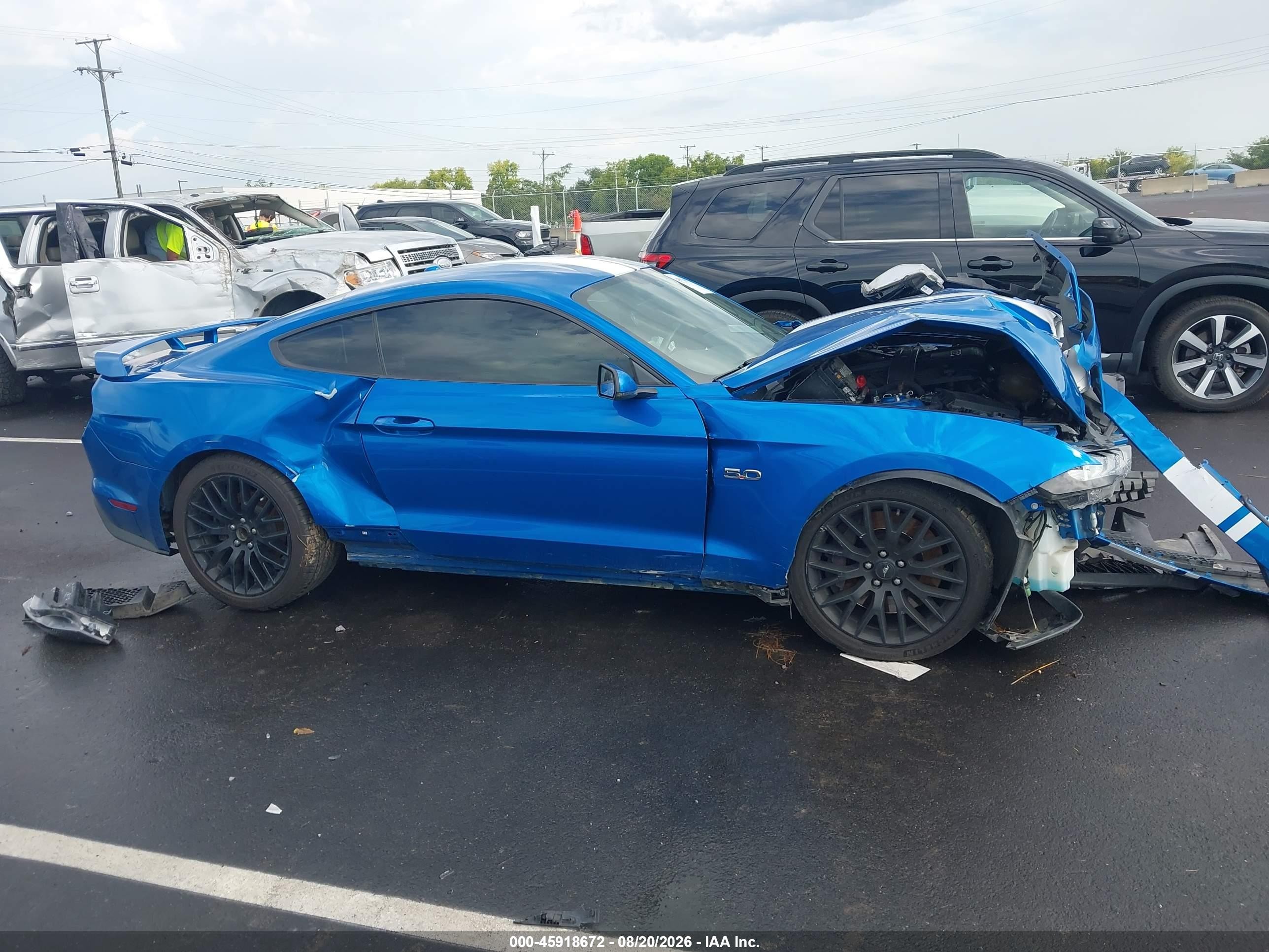 2019 Ford Mustang Gt Premium Blue vin: 1FA6P8CF4K5116463