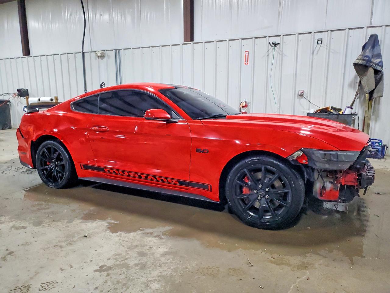 2015 Ford Mustang Gt Красный vin: 1FA6P8CF5F5385190
