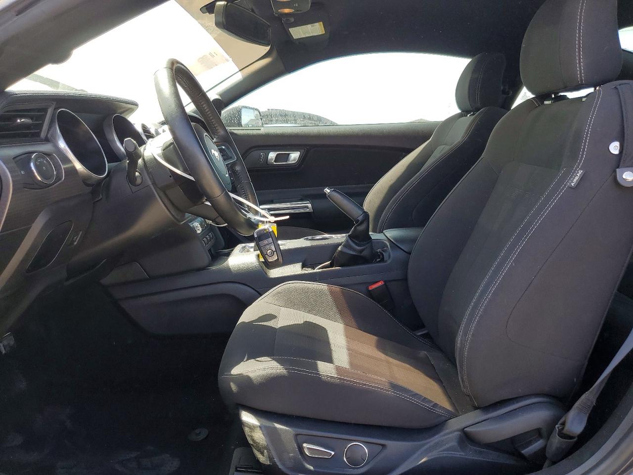 2019 Ford Mustang Gt Black vin: 1FA6P8CF6K5111572