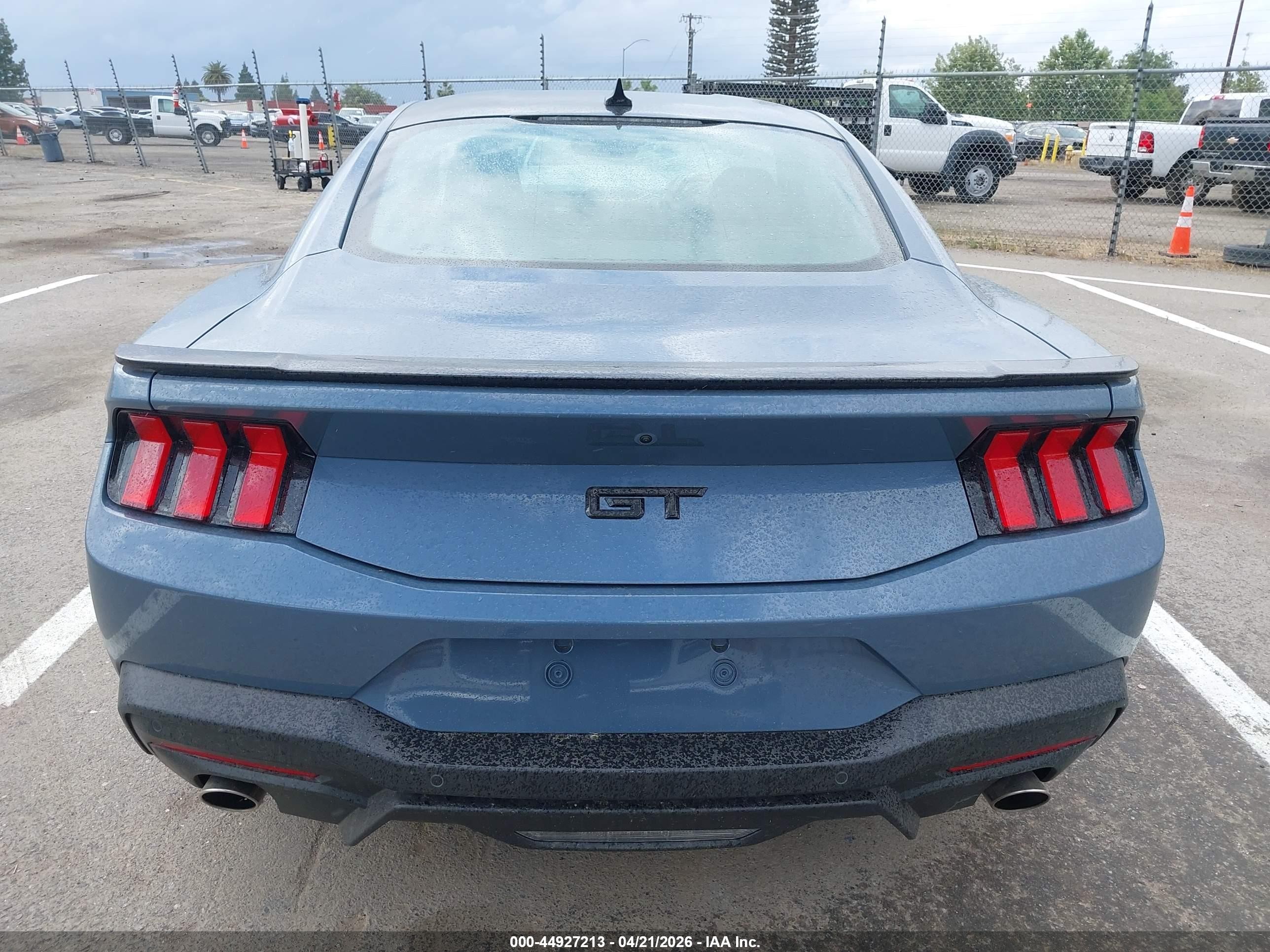 2026 Ford Mustang Gt Fastback Gray vin: 1FA6P8CF7T5400915