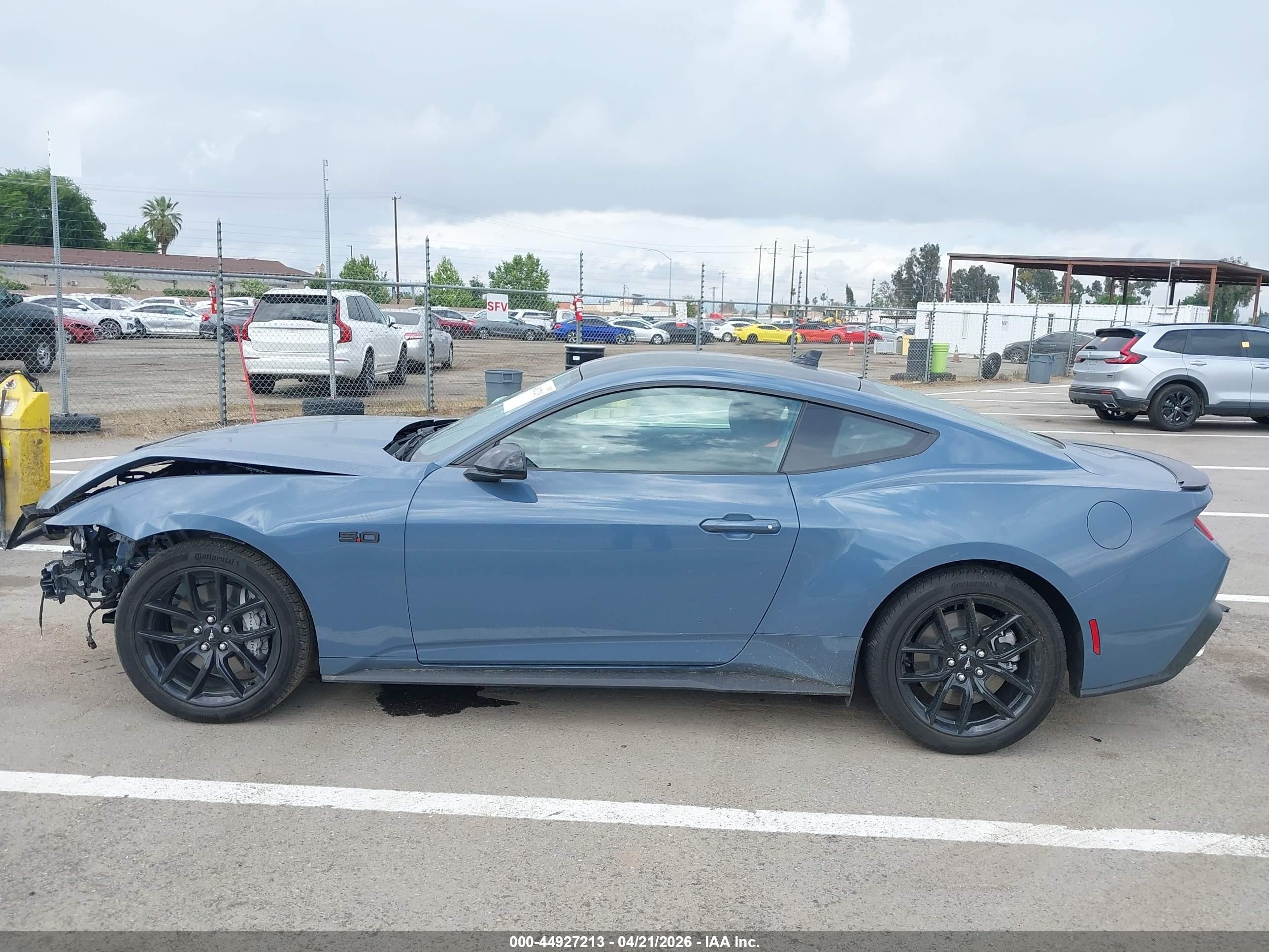 2026 Ford Mustang Gt Fastback Gray vin: 1FA6P8CF7T5400915
