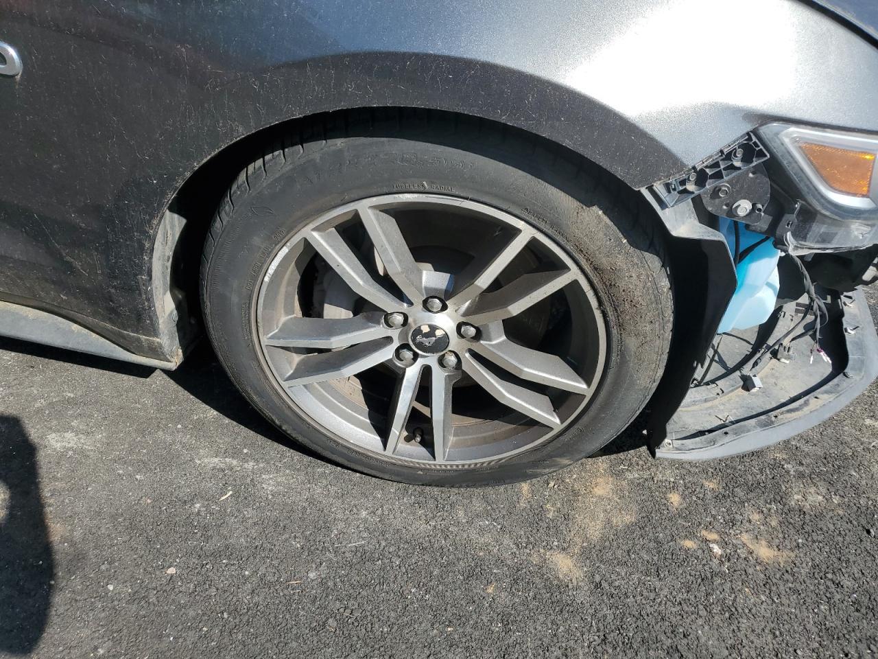 2015 Ford Mustang Gt Charcoal vin: 1FA6P8CF8F5363524 Damage: Right Front Wheel, Curb Rash, 1 To 2 Inches