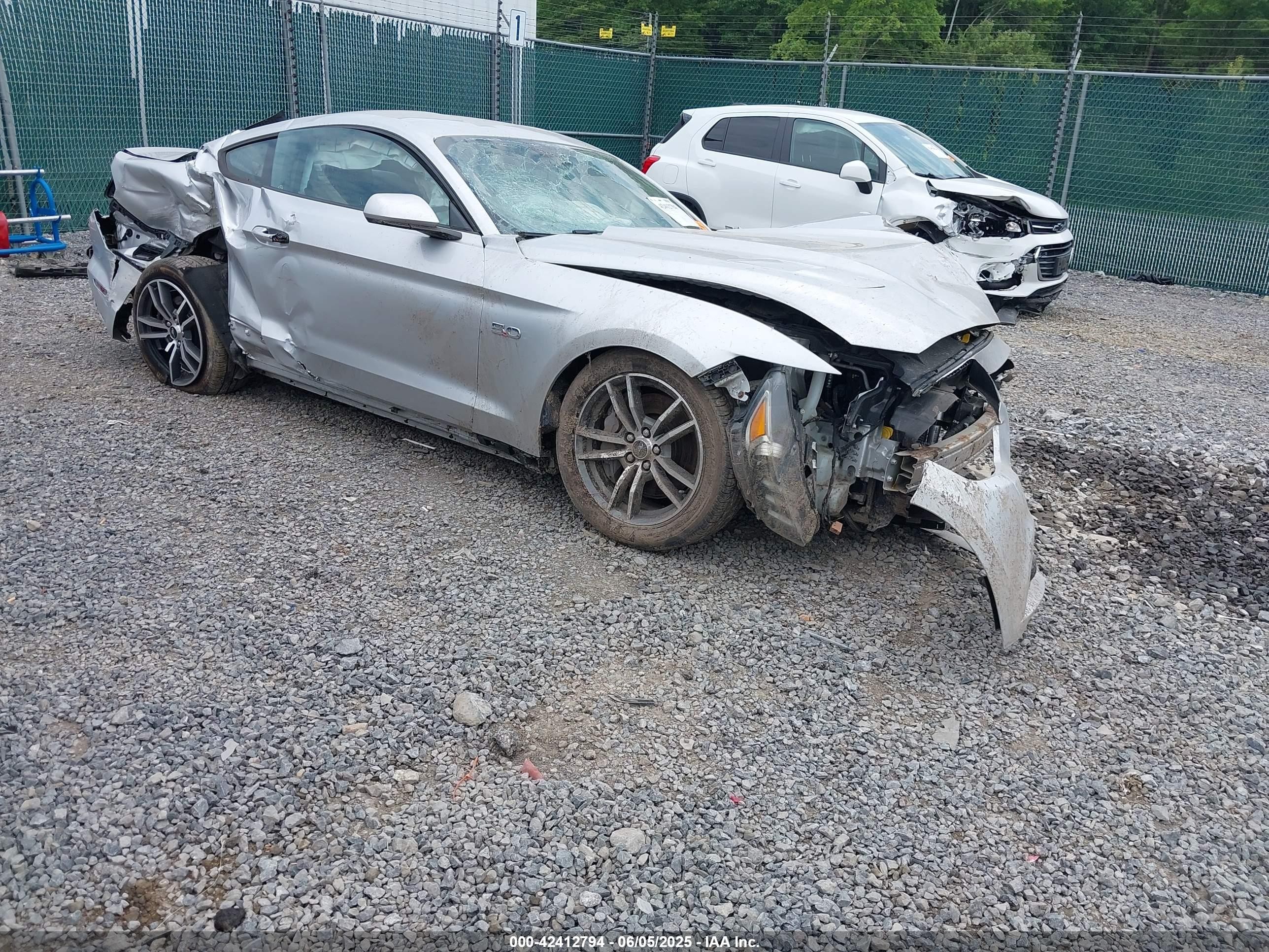 2015 Ford Mustang Gt Silver vin: 1FA6P8CF9F5432740