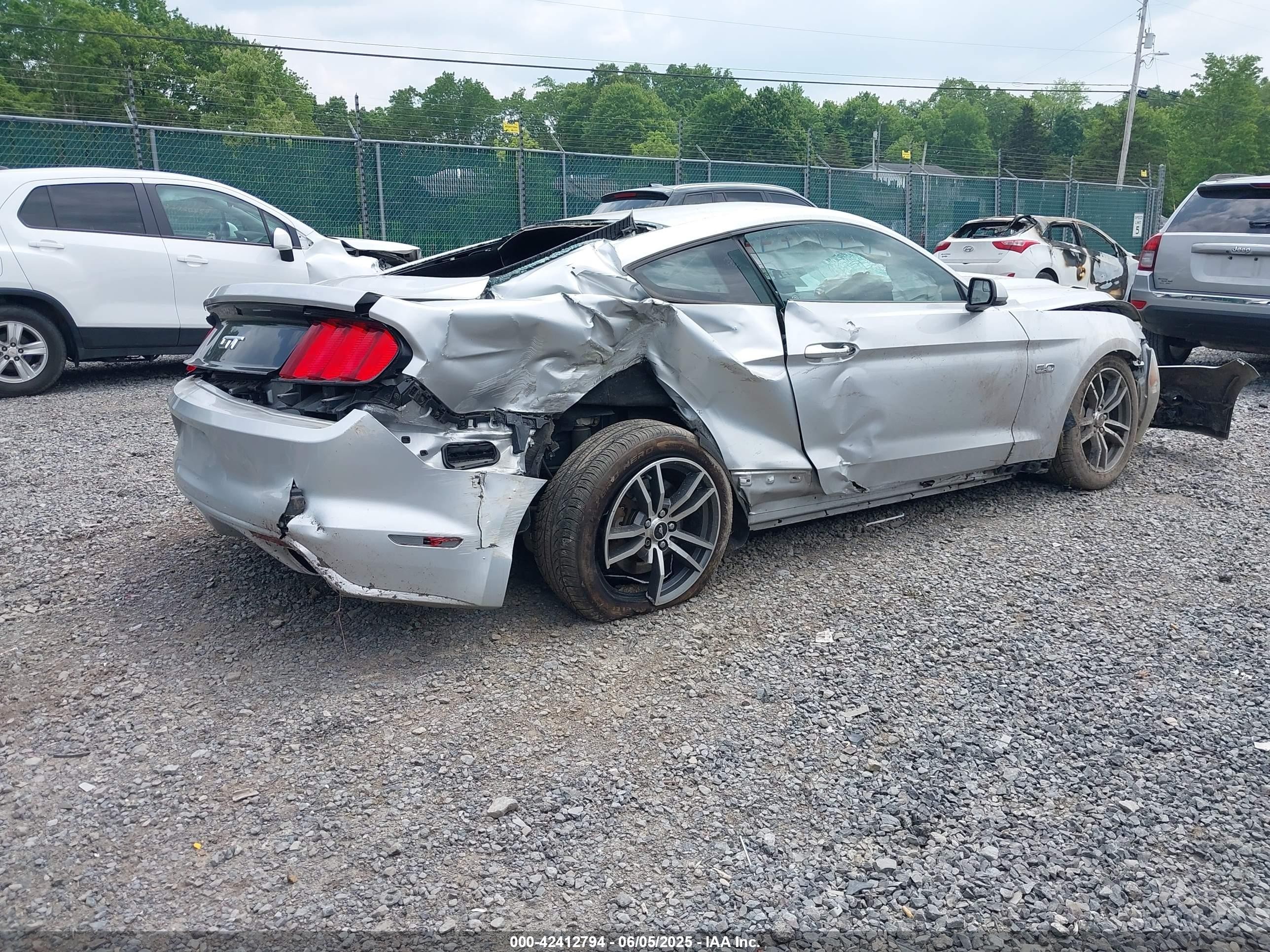 2015 Ford Mustang Gt Silver vin: 1FA6P8CF9F5432740