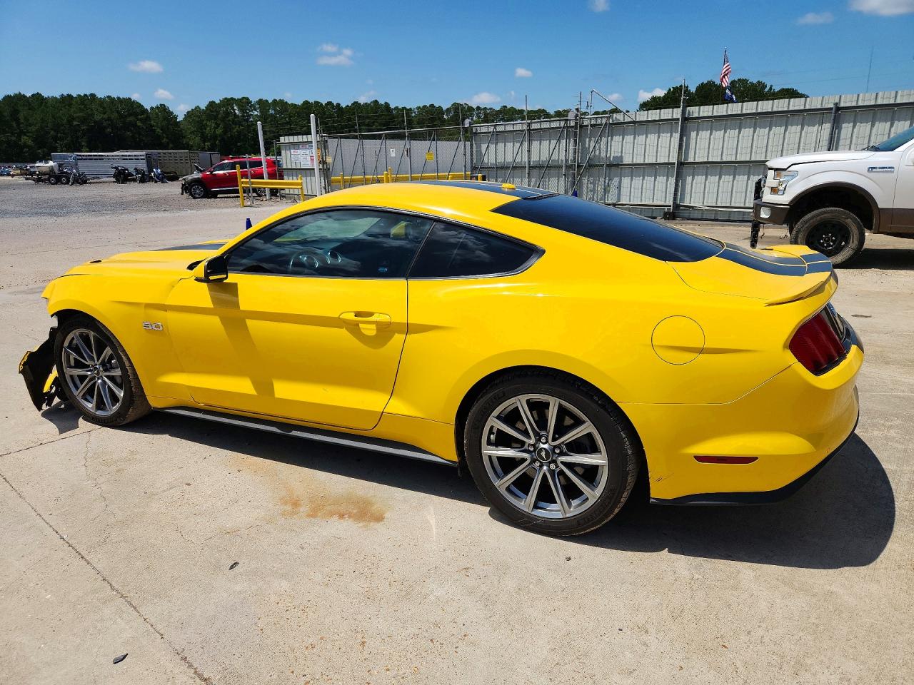 2015 Ford Mustang Gt Желтый vin: 1FA6P8CFXF5321016