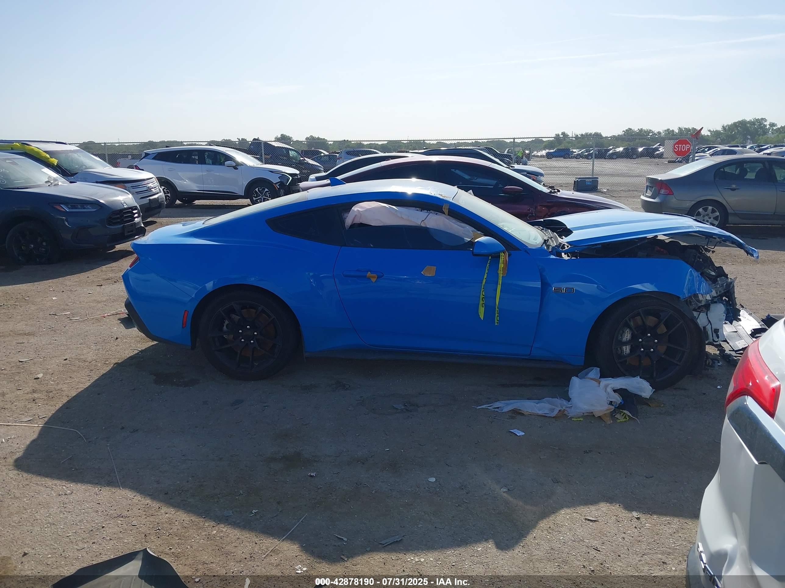 2024 Ford Mustang Gt Premium Fastback Blue vin: 1FA6P8CFXR5420309