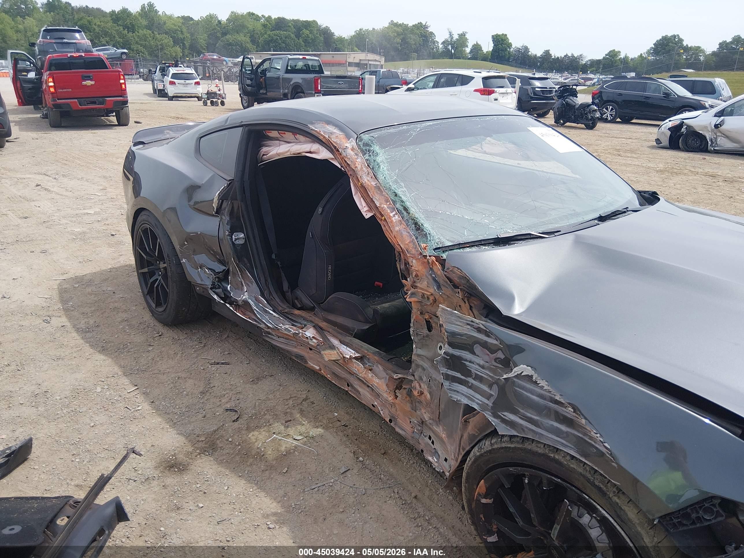 2016 Ford Shelby Gt350   Серый vin: 1FA6P8JZ4G5523848