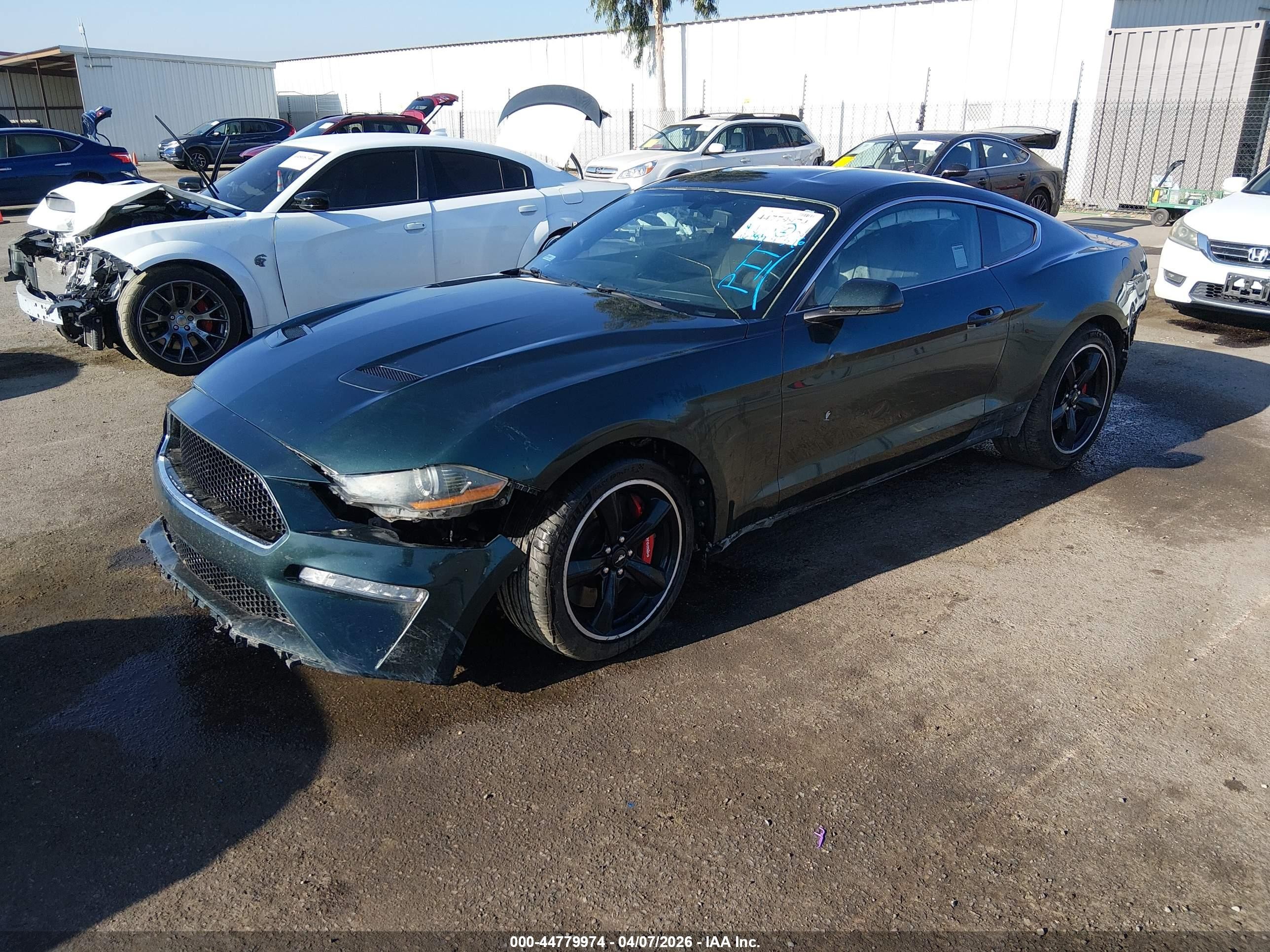 2019 Ford Mustang Bullitt Green vin: 1FA6P8K00K5504741