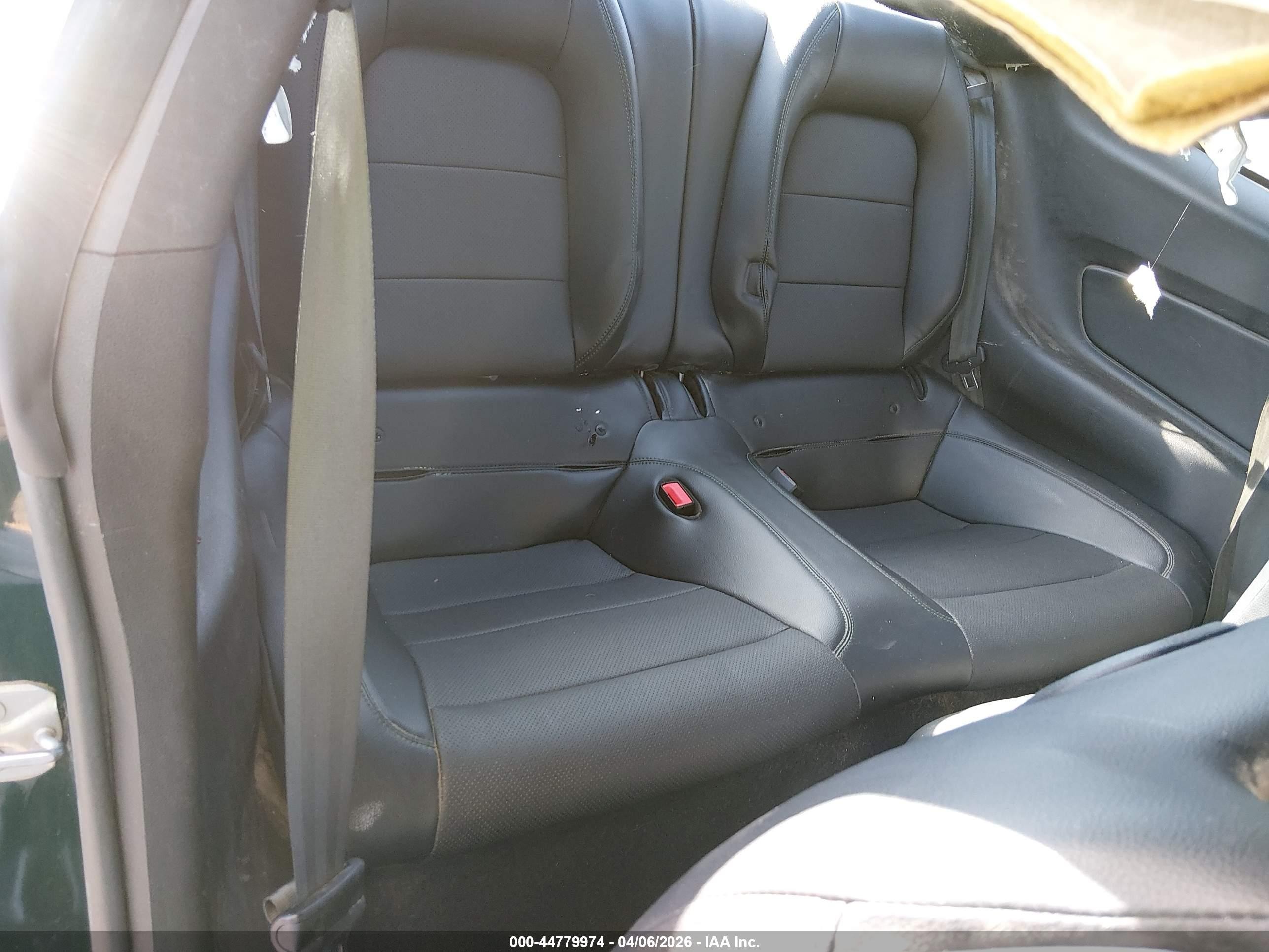 2019 Ford Mustang Bullitt Green vin: 1FA6P8K00K5504741