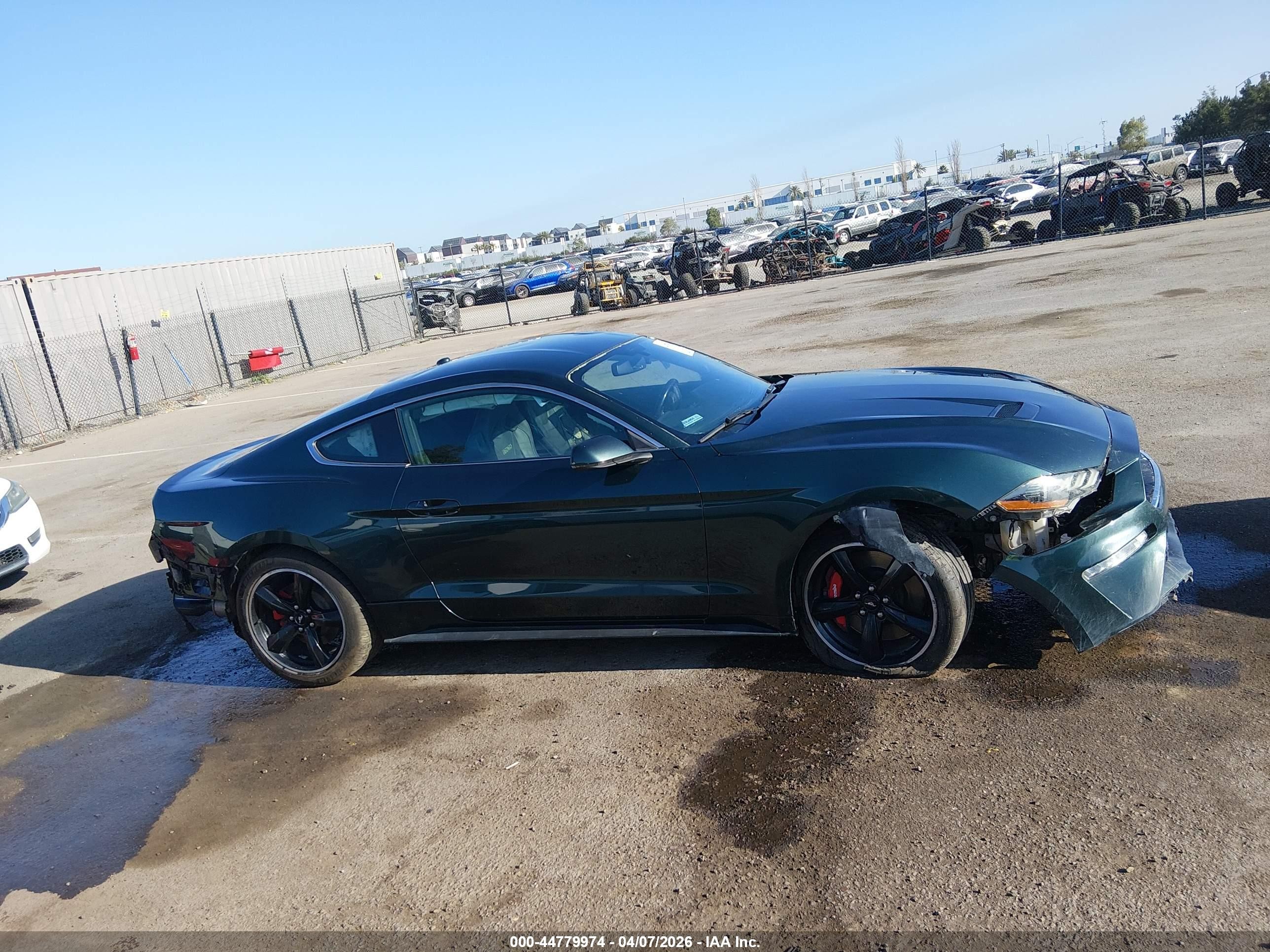 2019 Ford Mustang Bullitt Green vin: 1FA6P8K00K5504741