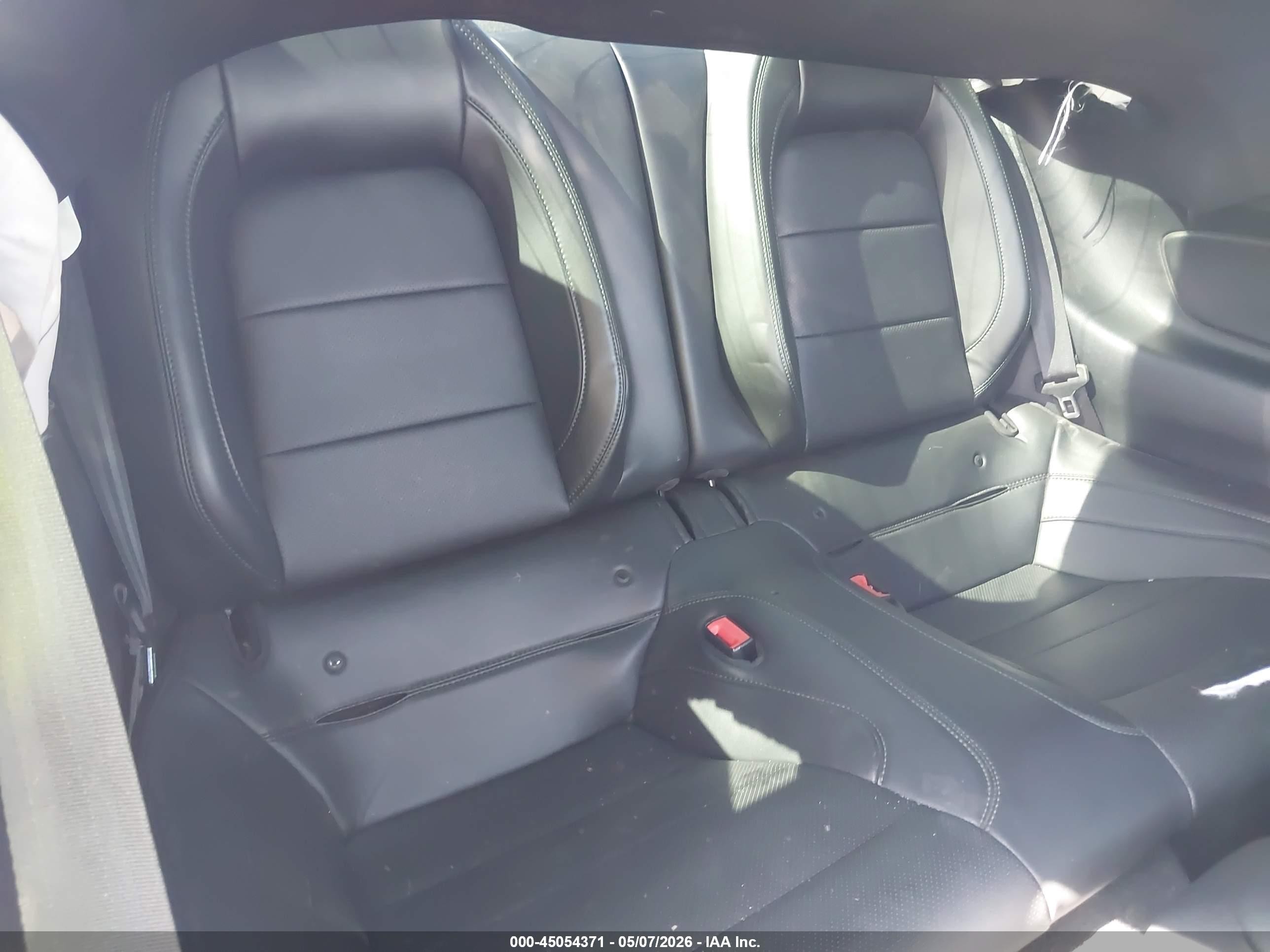 2019 Ford Mustang Bullitt Green vin: 1FA6P8K06K5502864