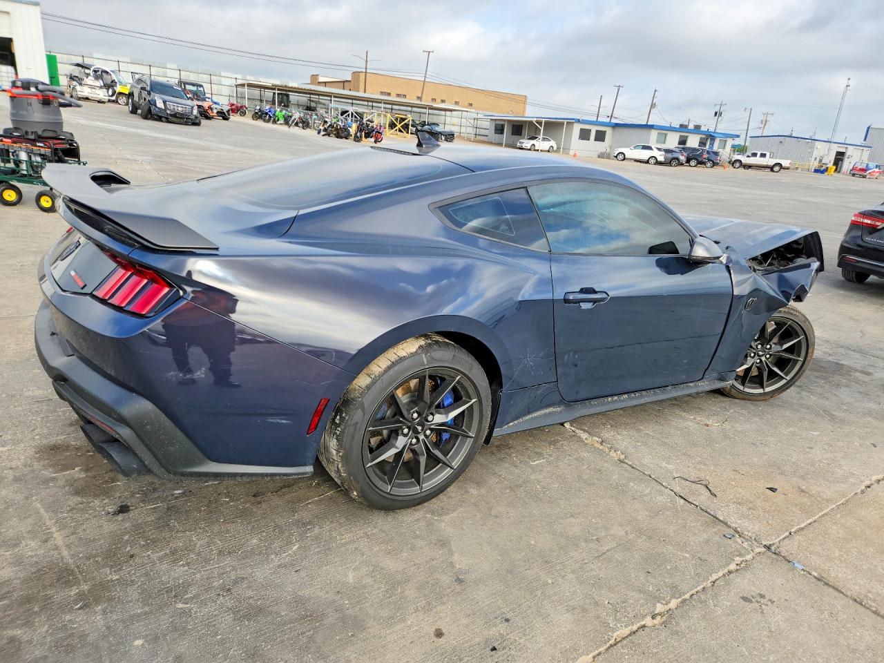 2025 Ford Mustang Dark Horse Blue vin: 1FA6P8R09S5503531