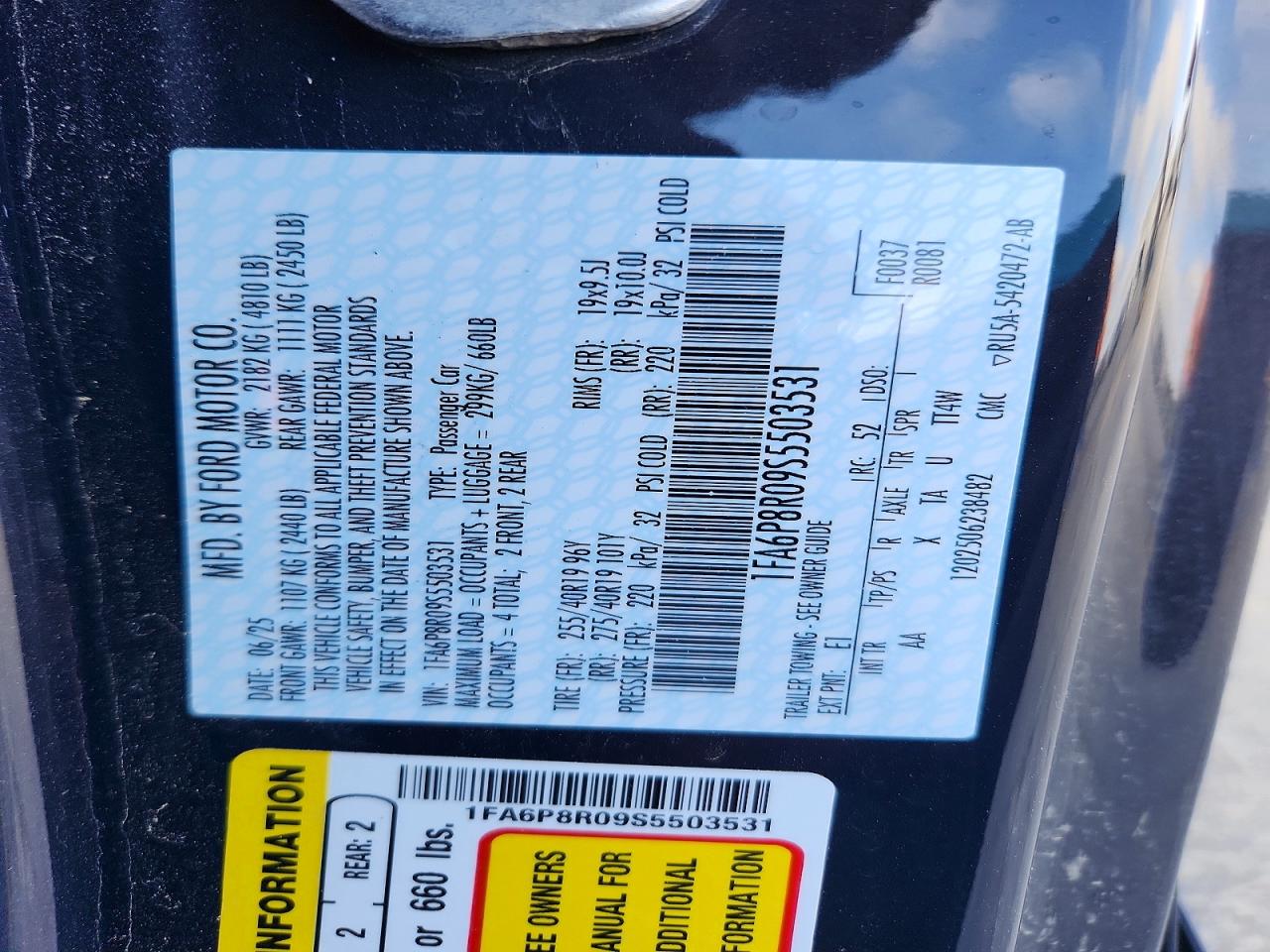 2025 Ford Mustang Dark Horse Blue vin: 1FA6P8R09S5503531