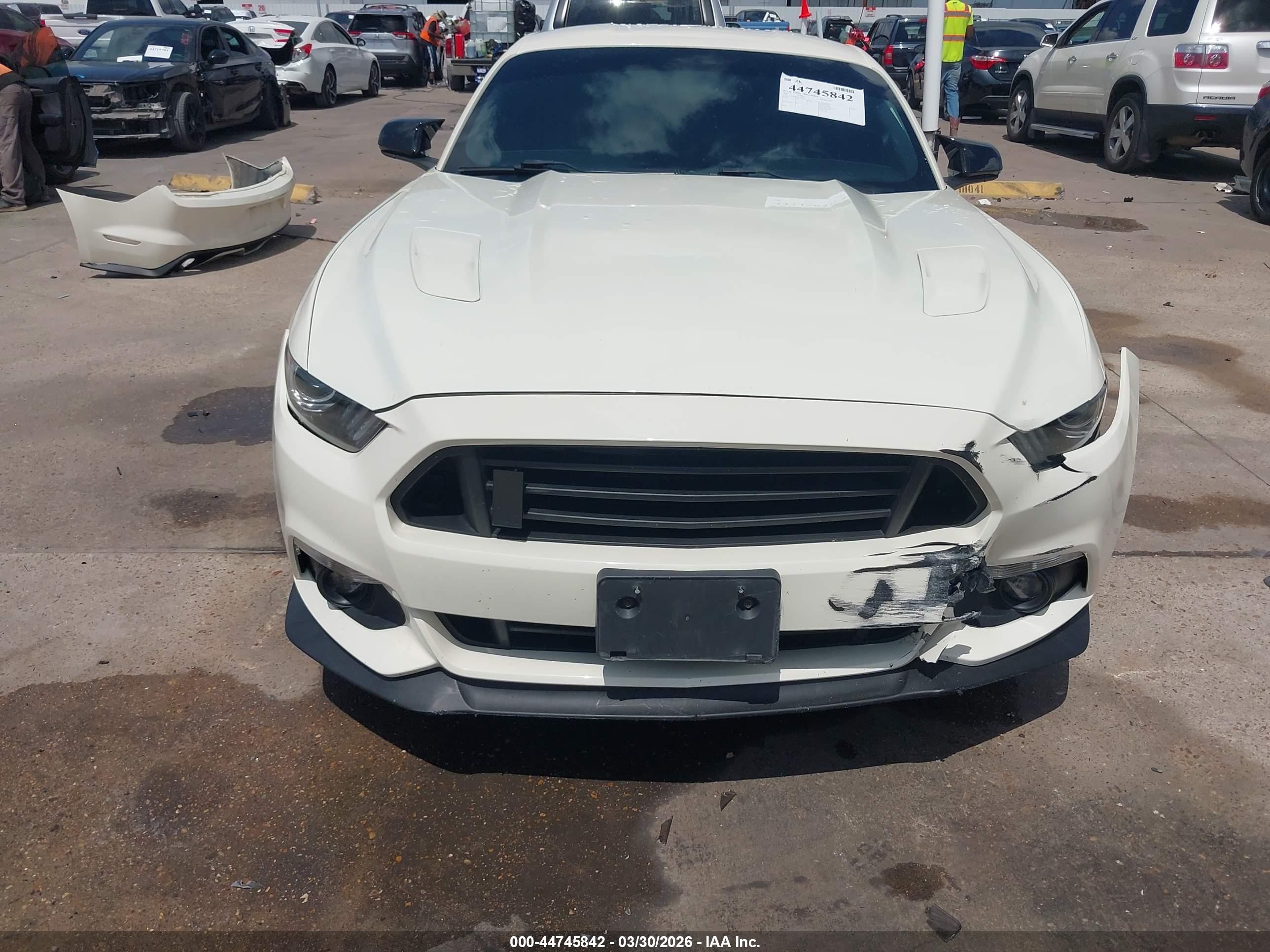 2015 Ford Mustang Gt 50 Years Limited Edition White vin: 1FA6P8RF9F5500641