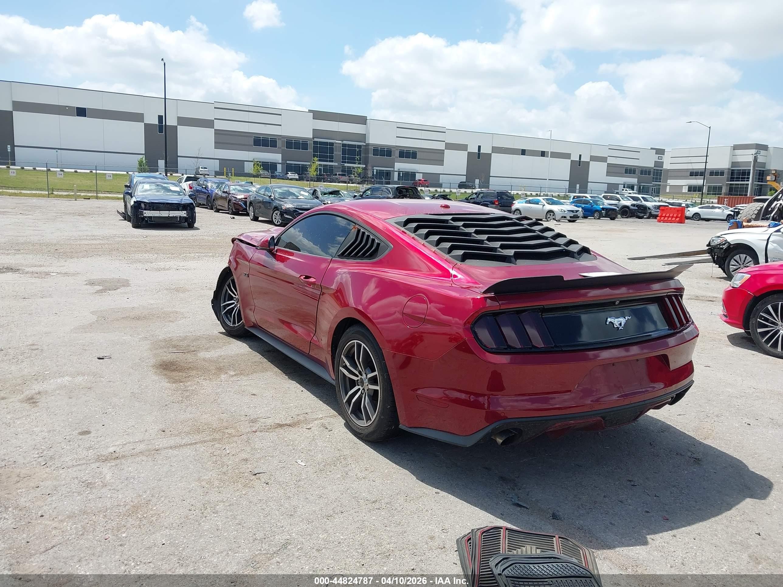 2015 Ford Mustang Ecoboost Red vin: 1FA6P8TH0F5320524