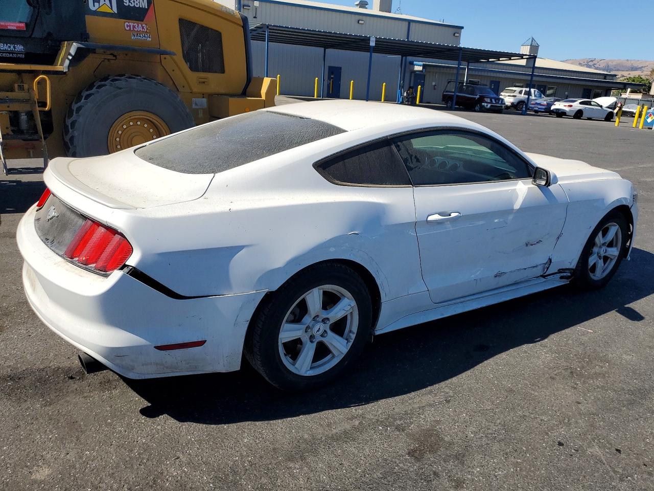 2015 Ford Mustang White vin: 1FA6P8TH0F5350848