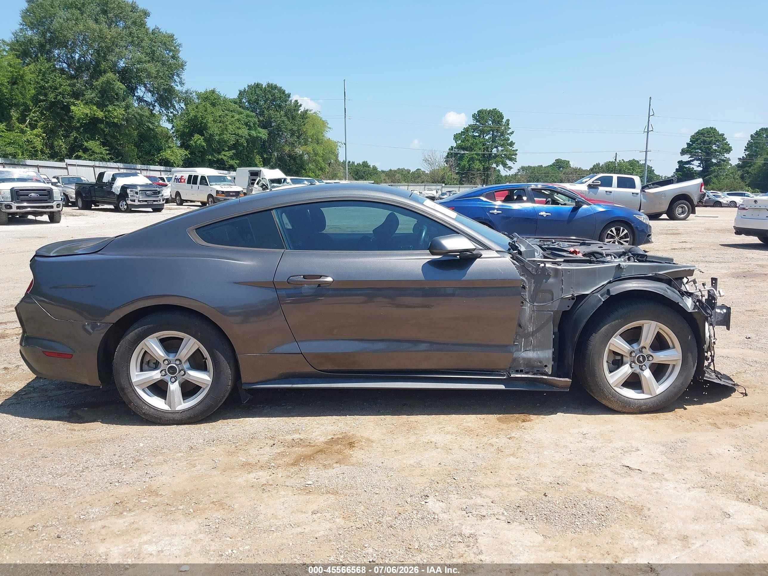 2015 Ford Mustang Ecoboost Black vin: 1FA6P8TH0F5385714
