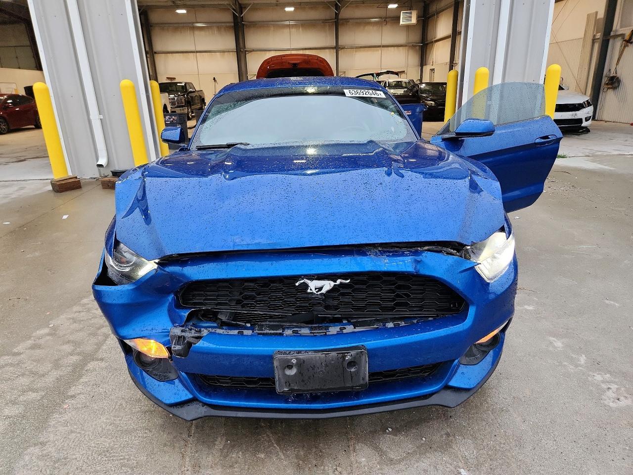 2017 Ford Mustang Синий vin: 1FA6P8TH0H5306416