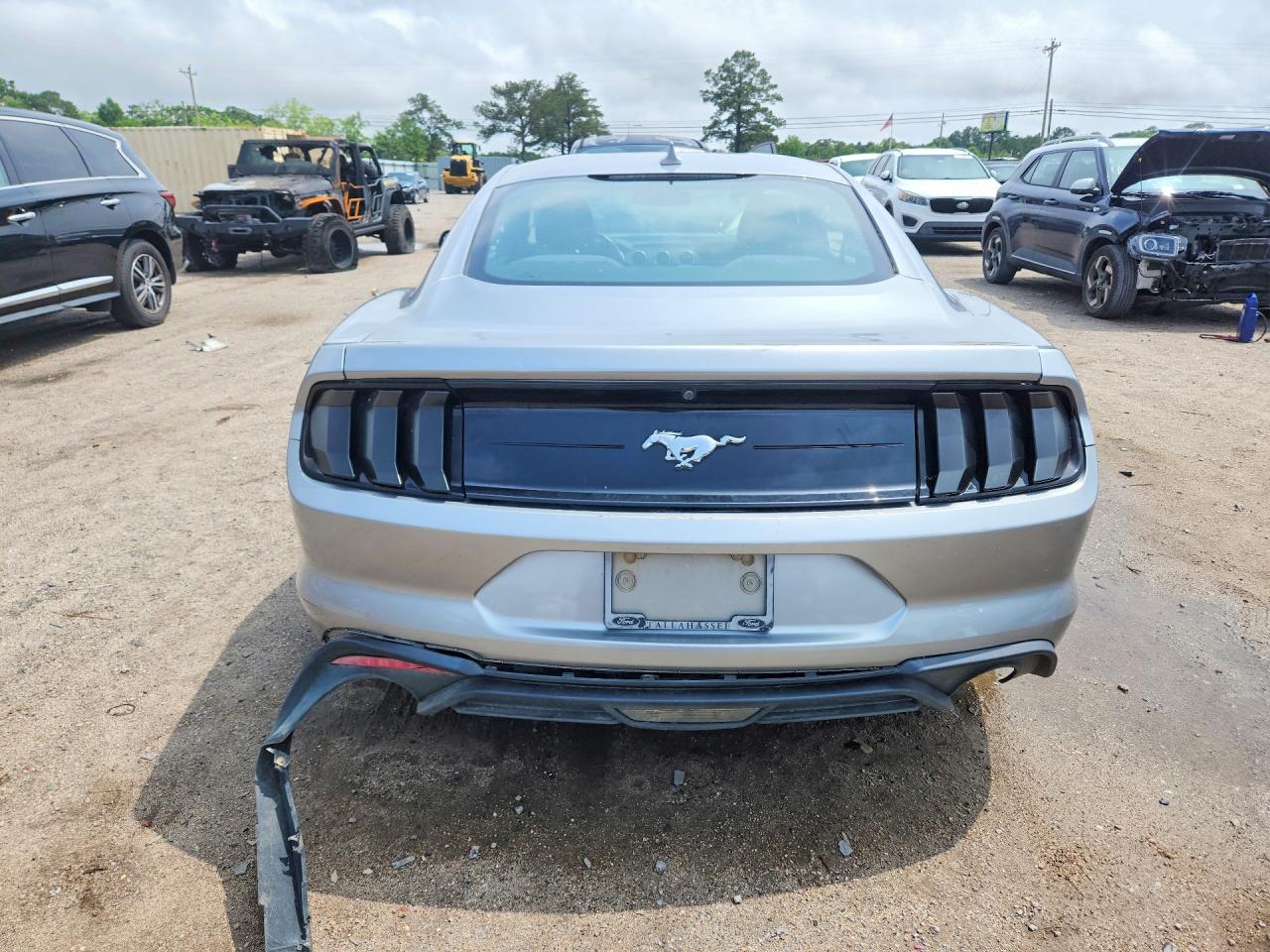 2020 Ford Mustang Silver vin: 1FA6P8TH0L5157966