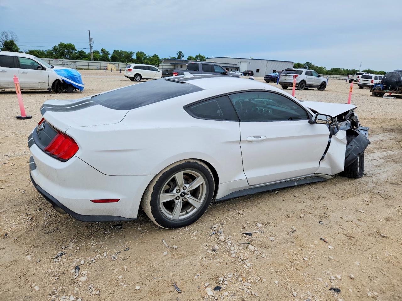 2020 Ford Mustang White vin: 1FA6P8TH0L5178994