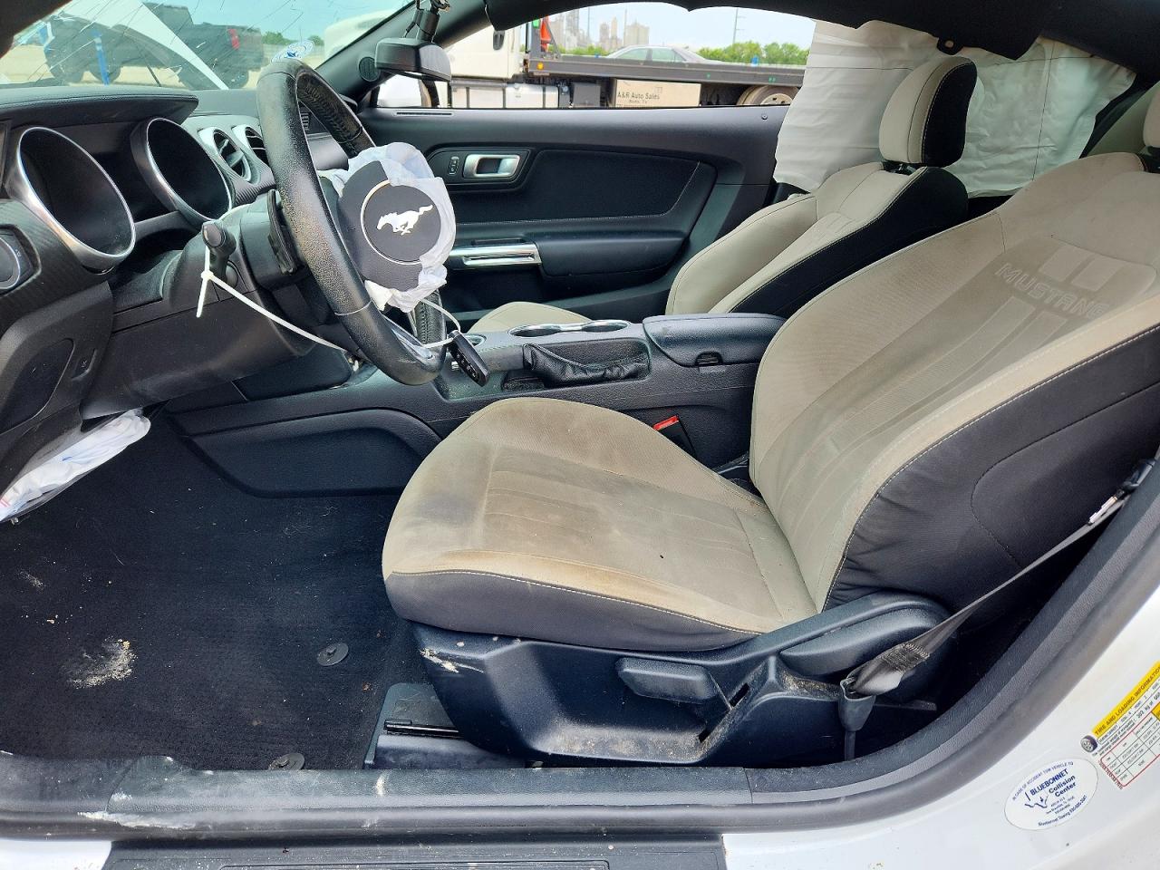 2020 Ford Mustang White vin: 1FA6P8TH0L5178994