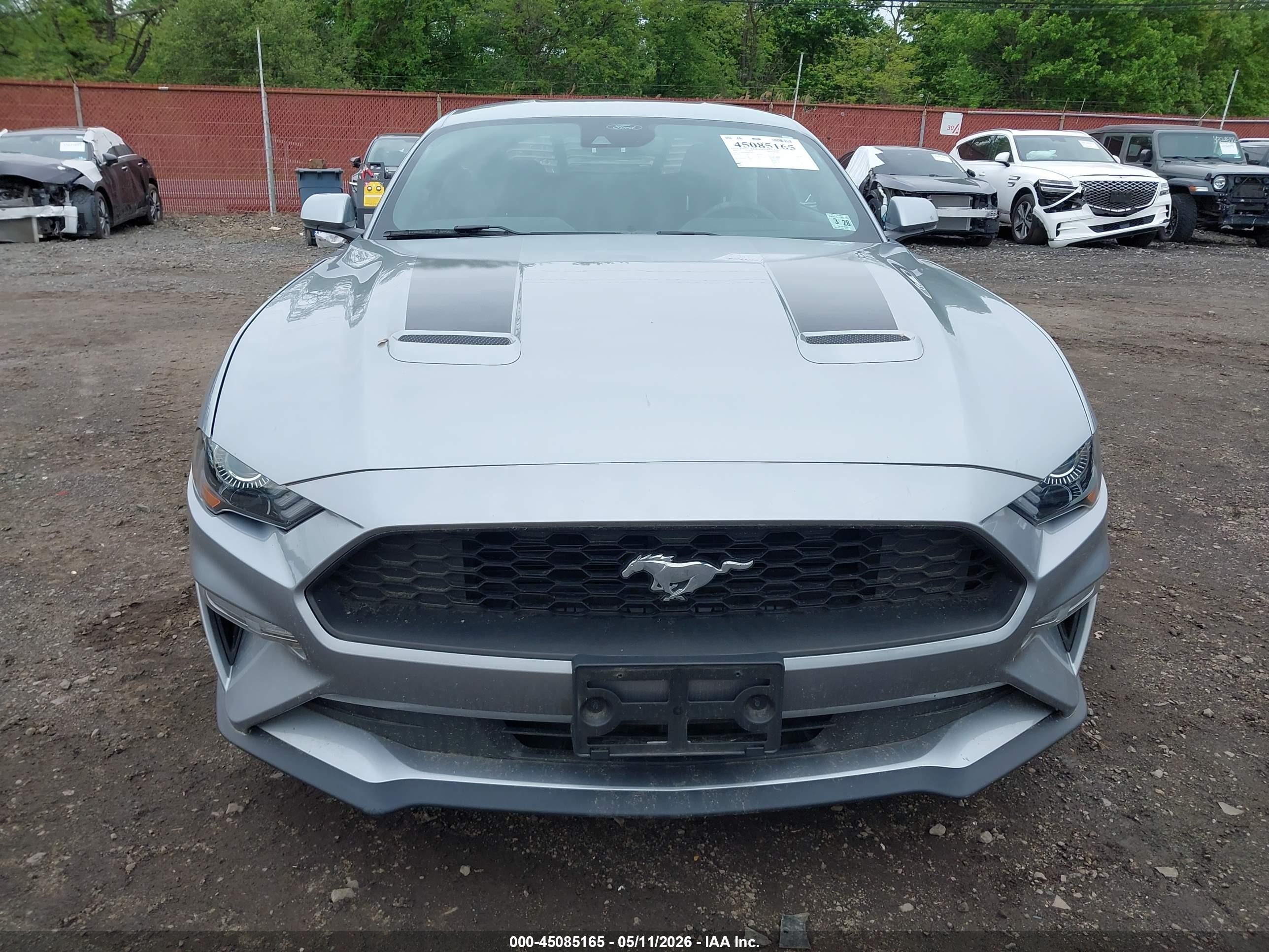2022 Ford Mustang Ecoboost Fastback Серебряный vin: 1FA6P8TH0N5147263