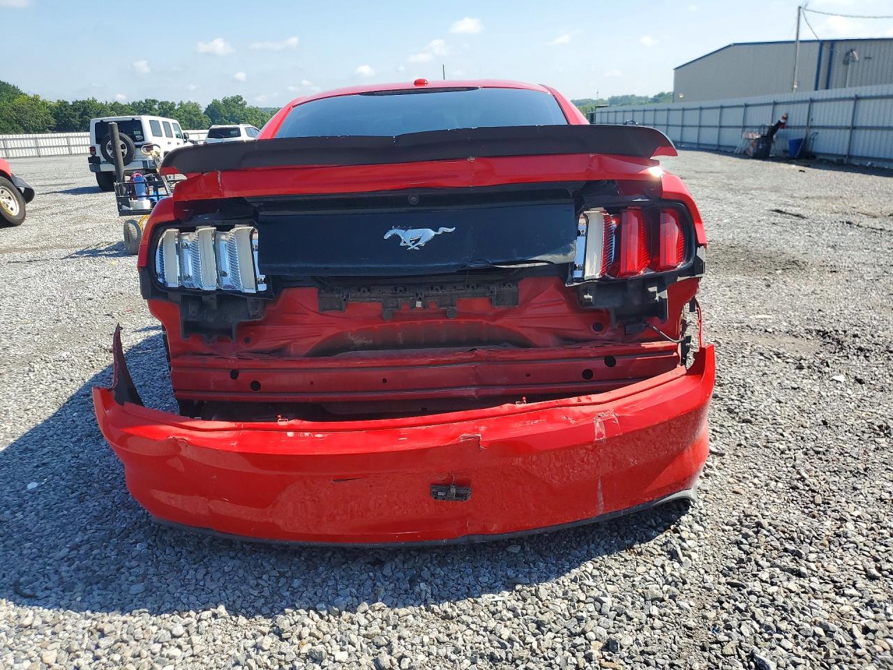 2015 Ford Mustang Red vin: 1FA6P8TH1F5312044