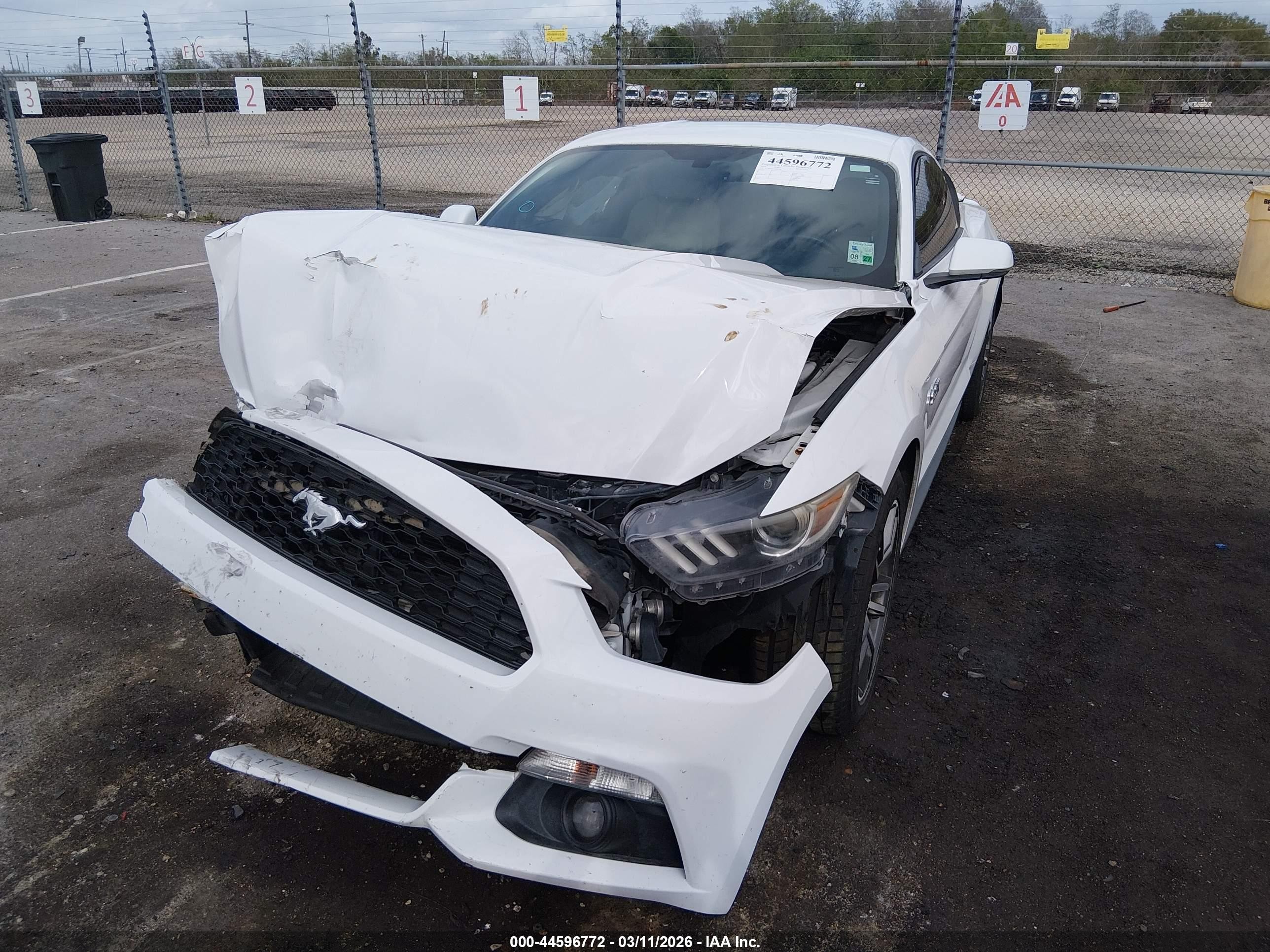 2015 Ford Mustang Ecoboost White vin: 1FA6P8TH1F5323206