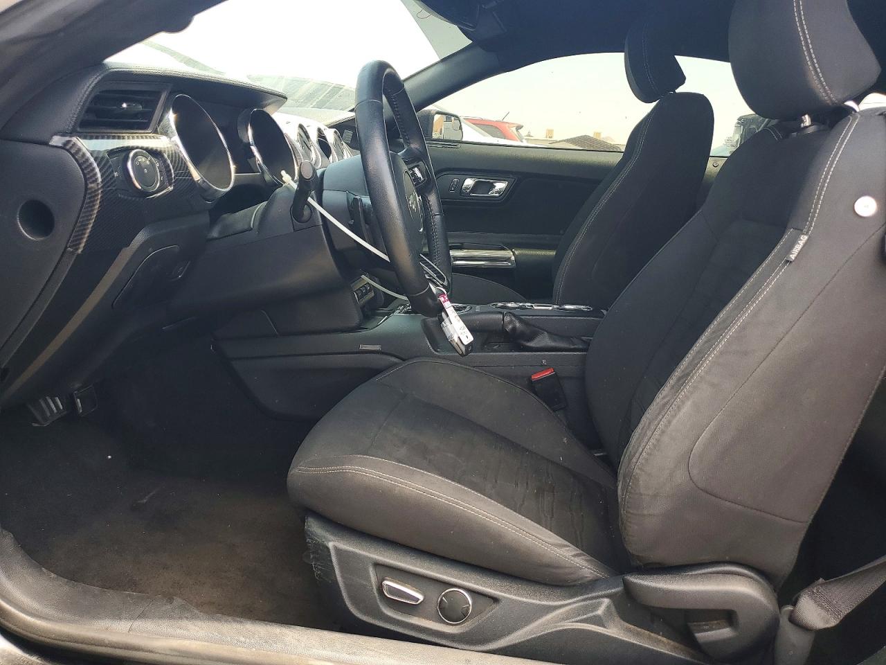 2015 Ford Mustang Black vin: 1FA6P8TH1F5413696