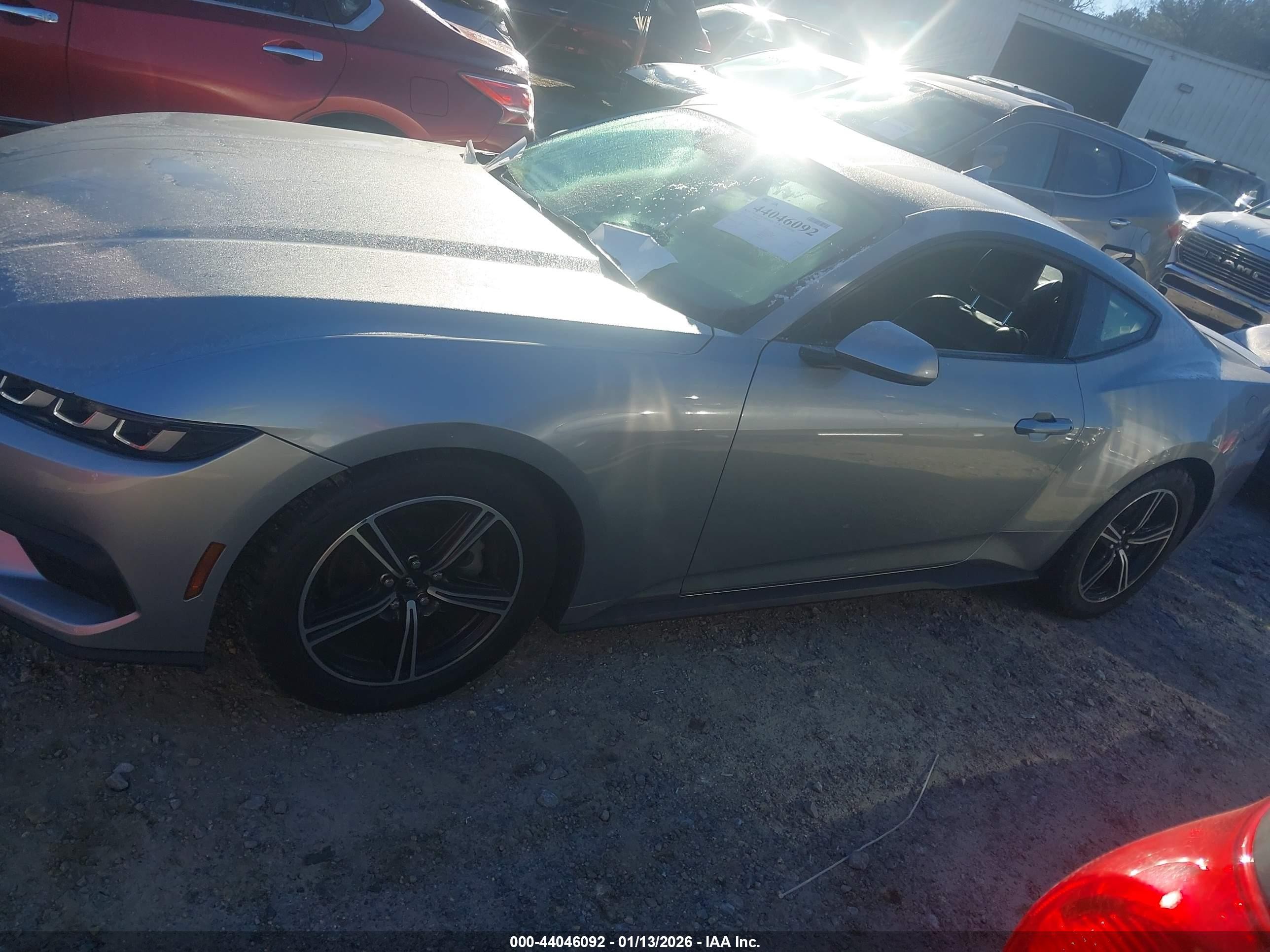 2024 Ford Mustang Ecoboost Premium Fastback Silver vin: 1FA6P8TH1R5130929